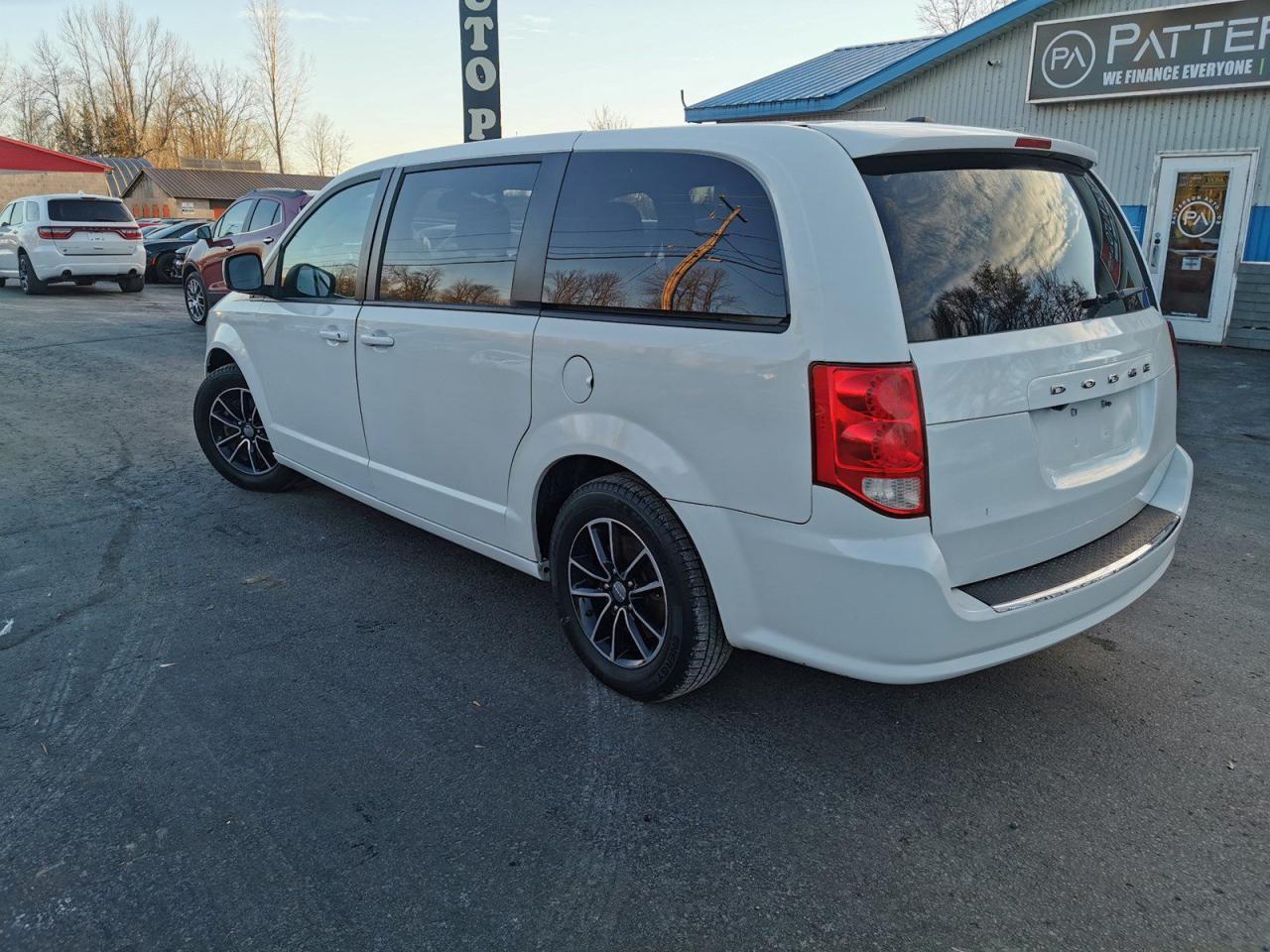 2018 Dodge Grand Caravan GT - Photo #18