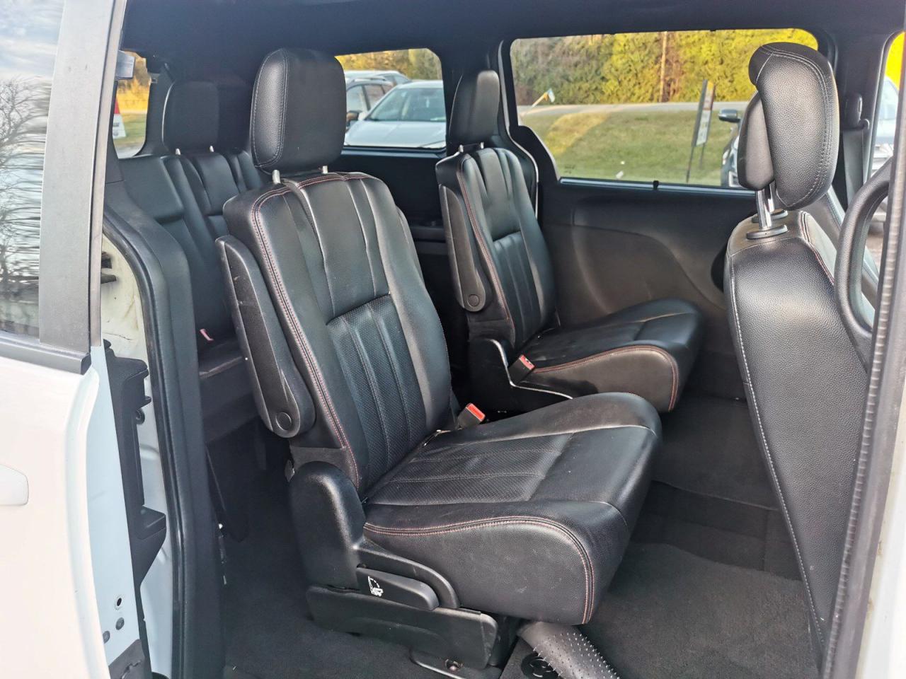 2018 Dodge Grand Caravan GT - Photo #26