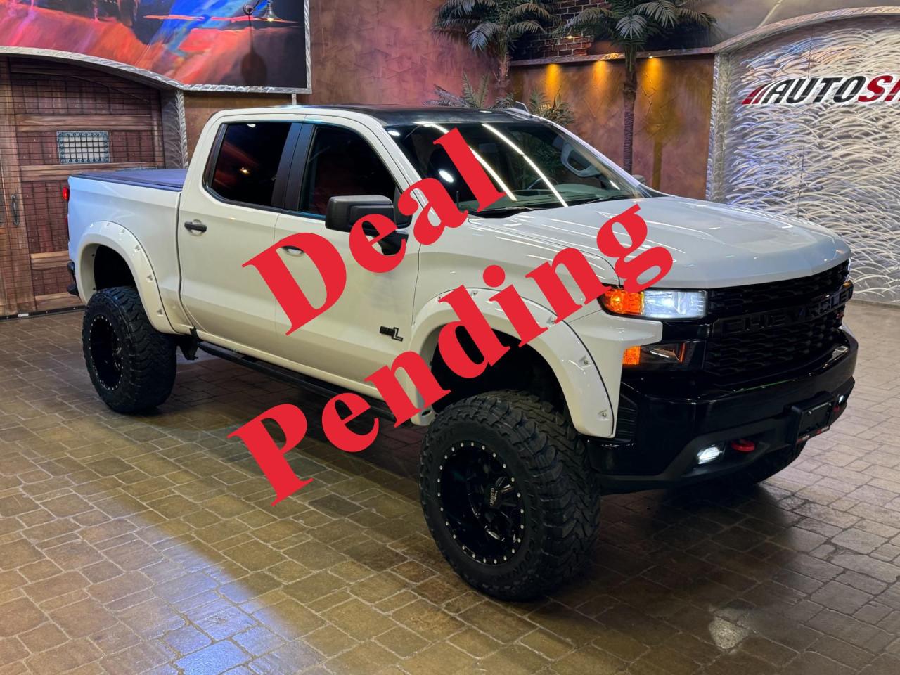 Used 2021 Chevrolet Silverado 1500 CUSTOM TRAIL BOSS - APPLE CARPLAY, RMT STRT, LIFTED, RED LTHR!! for sale in Winnipeg, MB