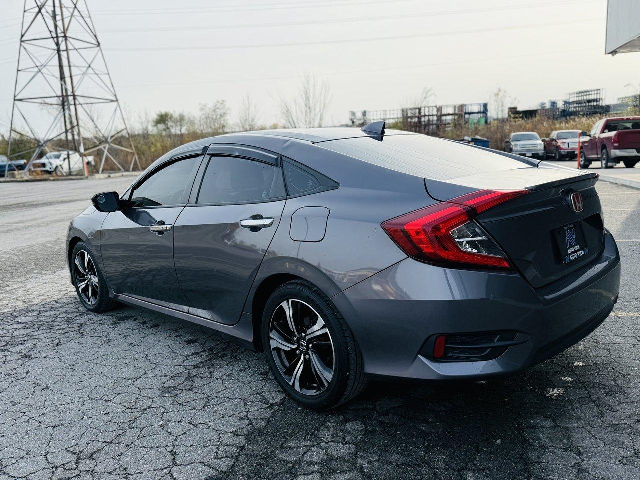 2018 Honda Civic Touring **FULL LOADED MODEL** - Photo #7