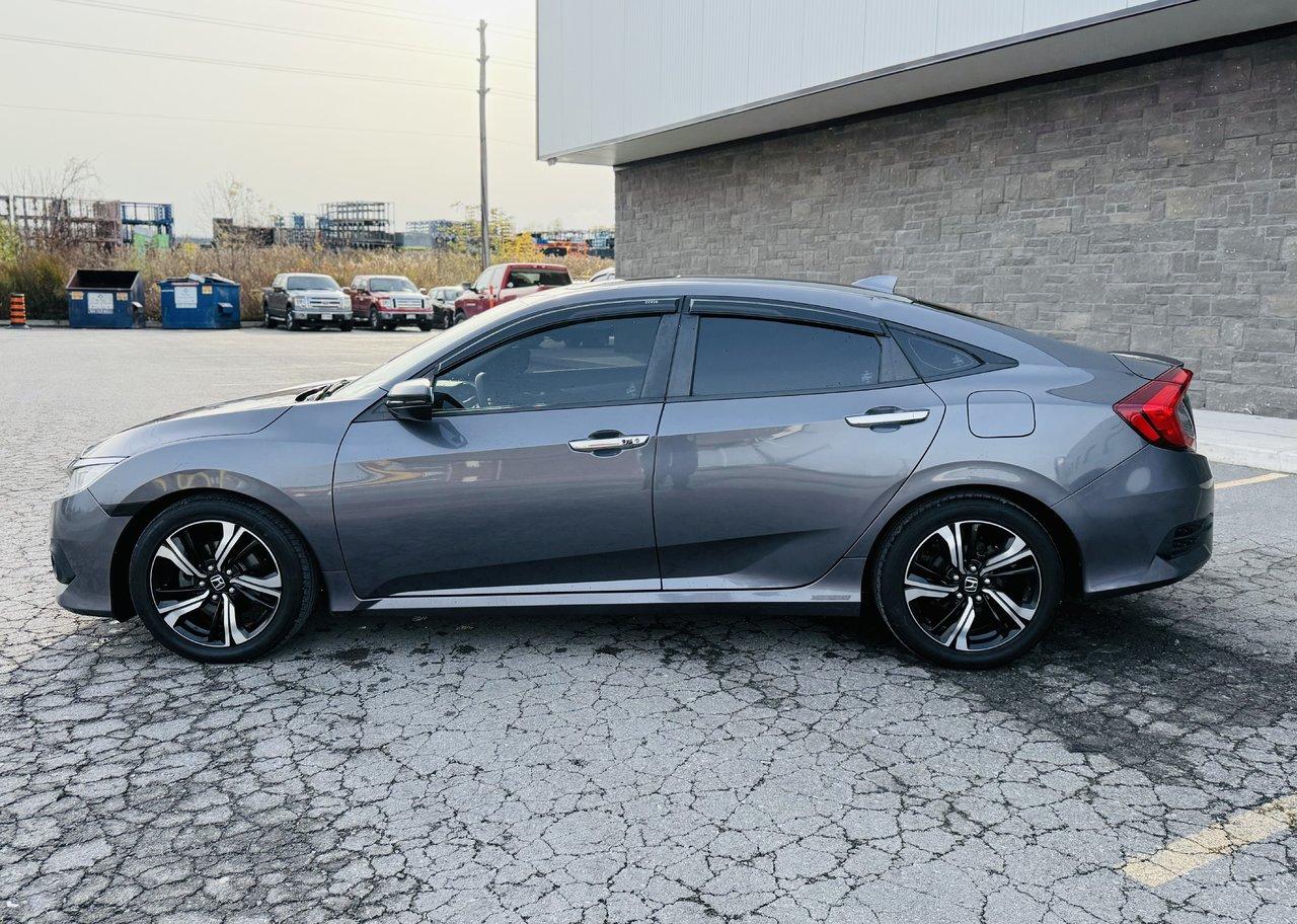 2018 Honda Civic Touring **FULL LOADED MODEL** - Photo #8