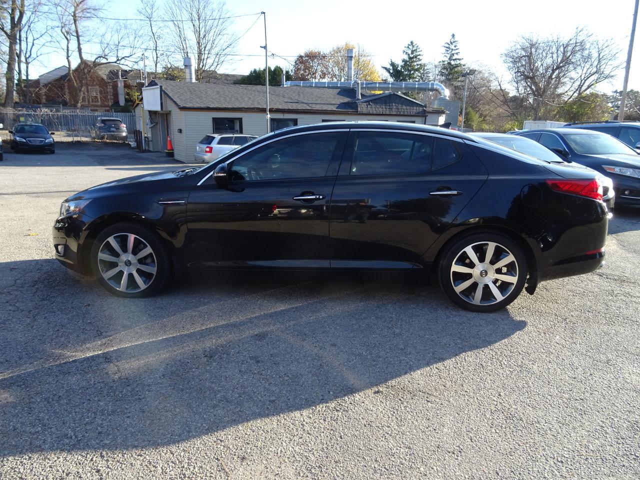 Used 2012 Kia Optima EX for sale in Scarborough, ON