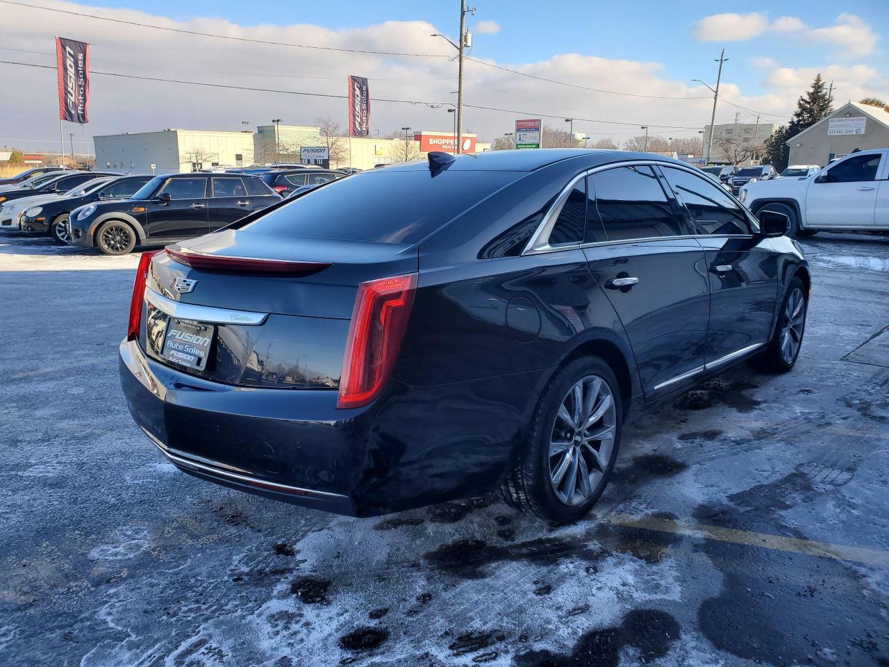 2017 Cadillac XTS 4dr Sdn FWD-LEATHER-REMOTE START-REAR CAMERA - Photo #5