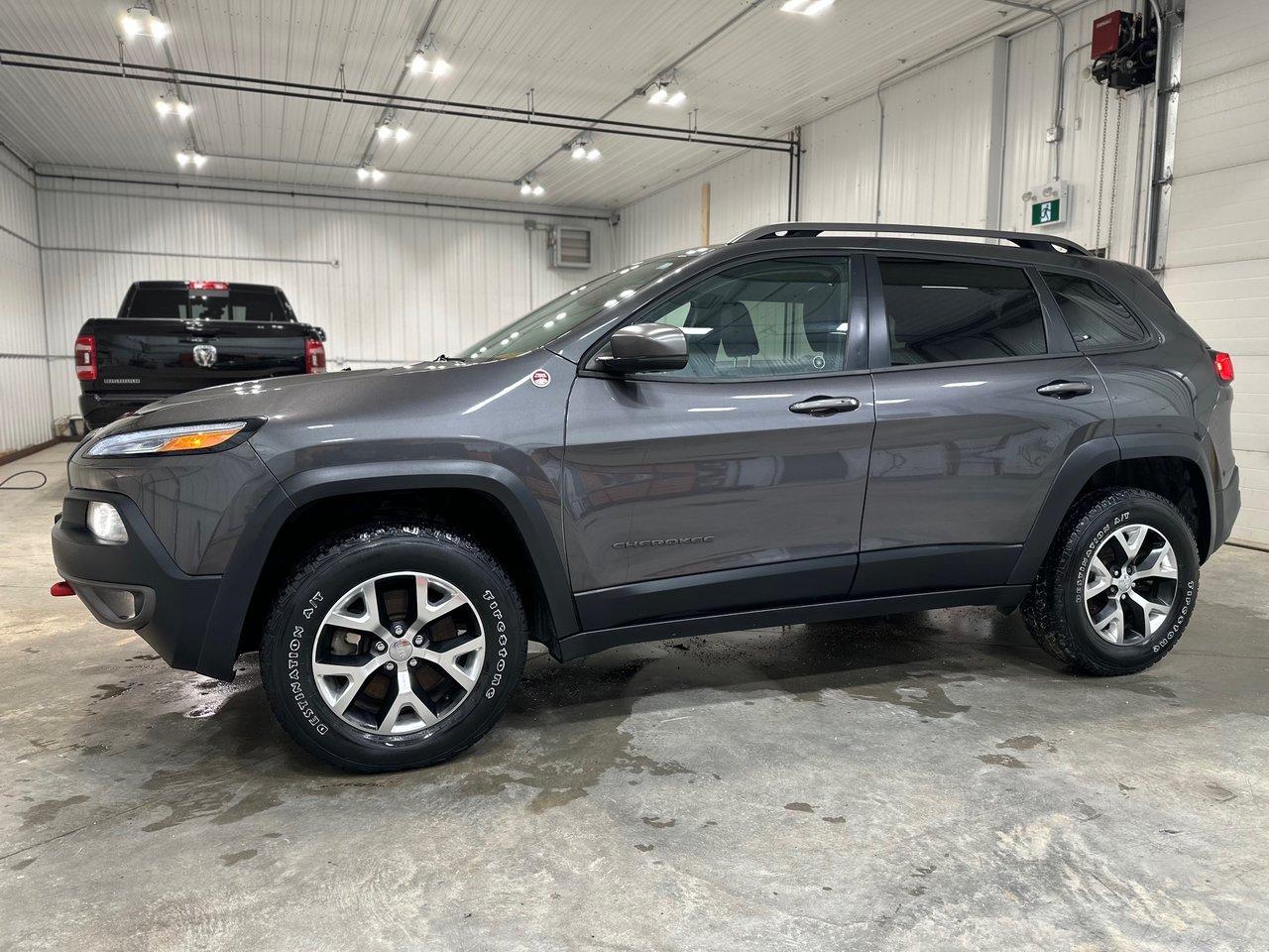 Used 2015 Jeep Cherokee Trailhawk 4X4 for sale in Winnipeg, MB