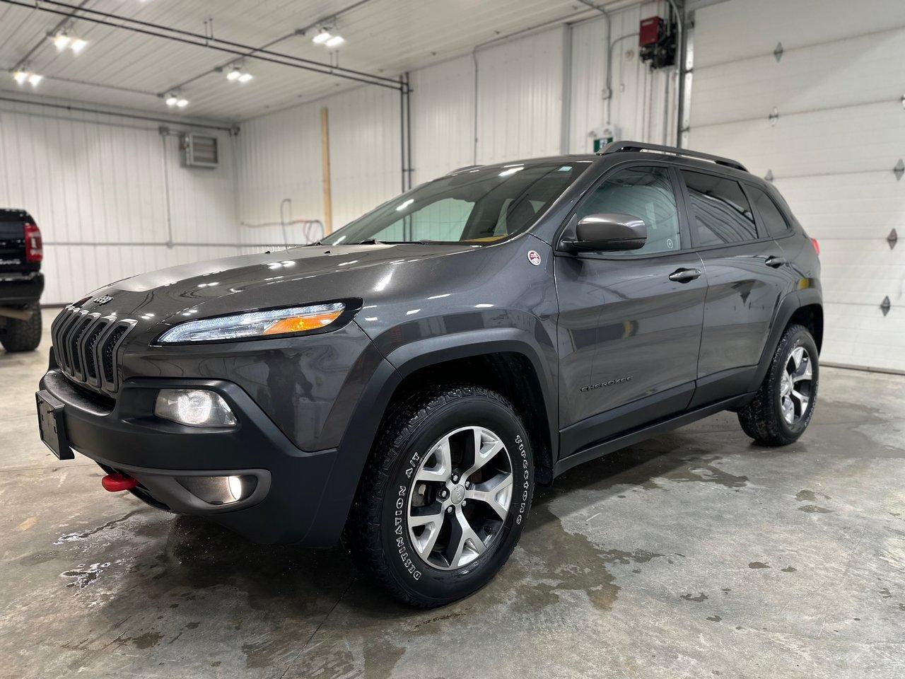 Used 2015 Jeep Cherokee Trailhawk 4X4 for sale in Winnipeg, MB