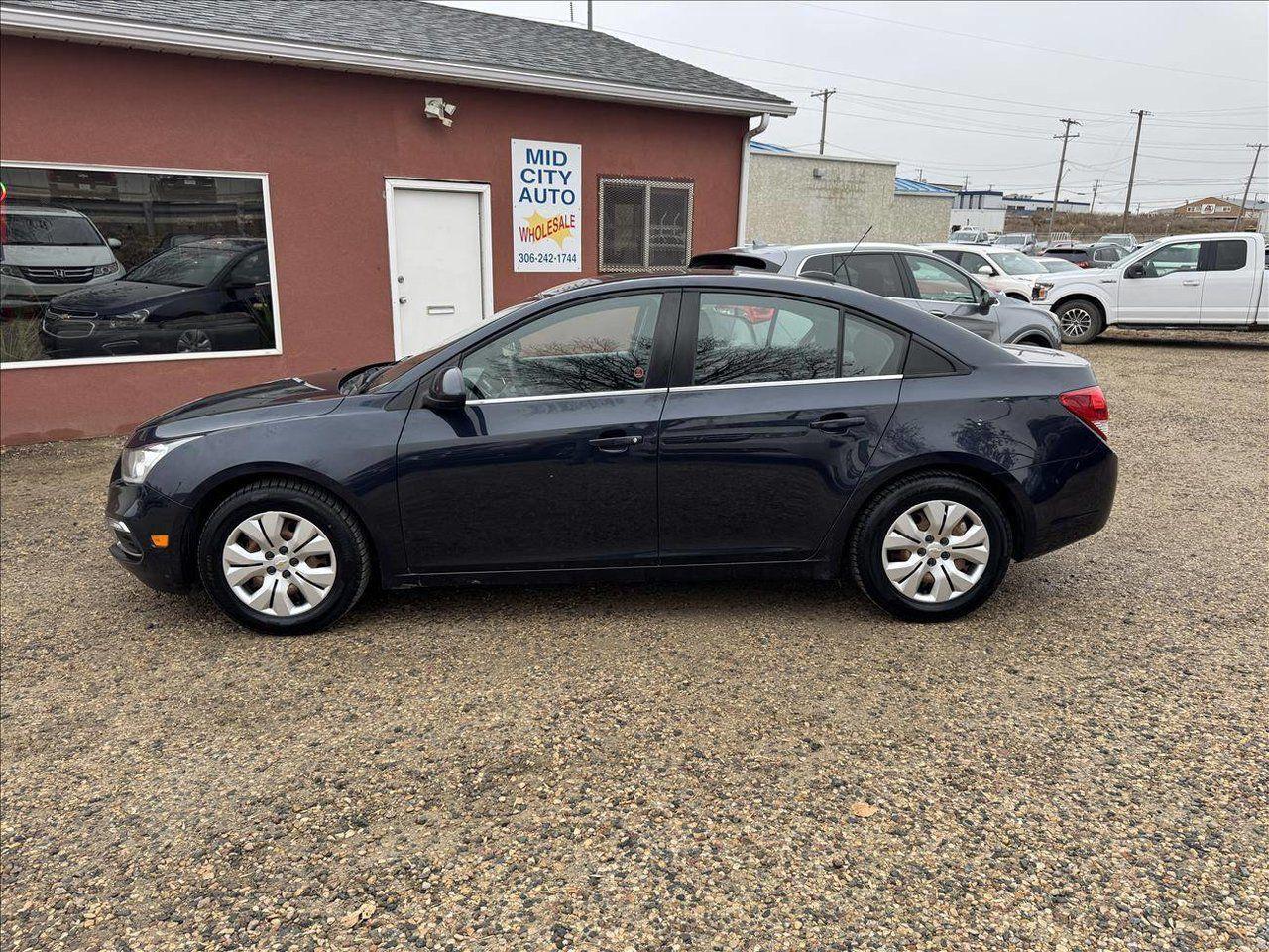 Used 2016 Chevrolet Cruze Limited 1LT Auto for sale in Saskatoon, SK