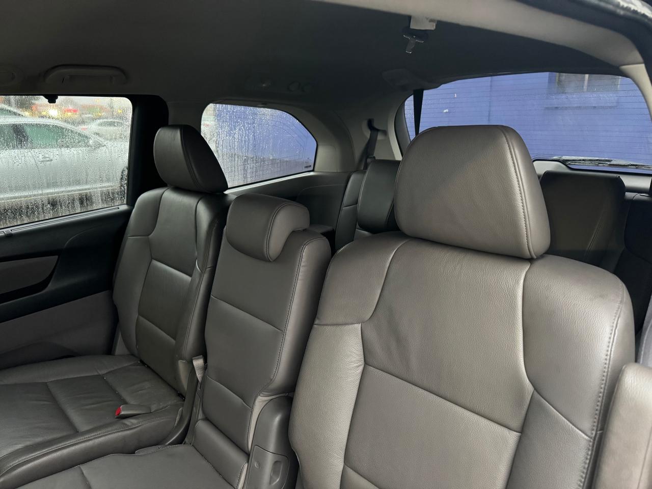 2016 Honda Odyssey EX-L - Photo #13