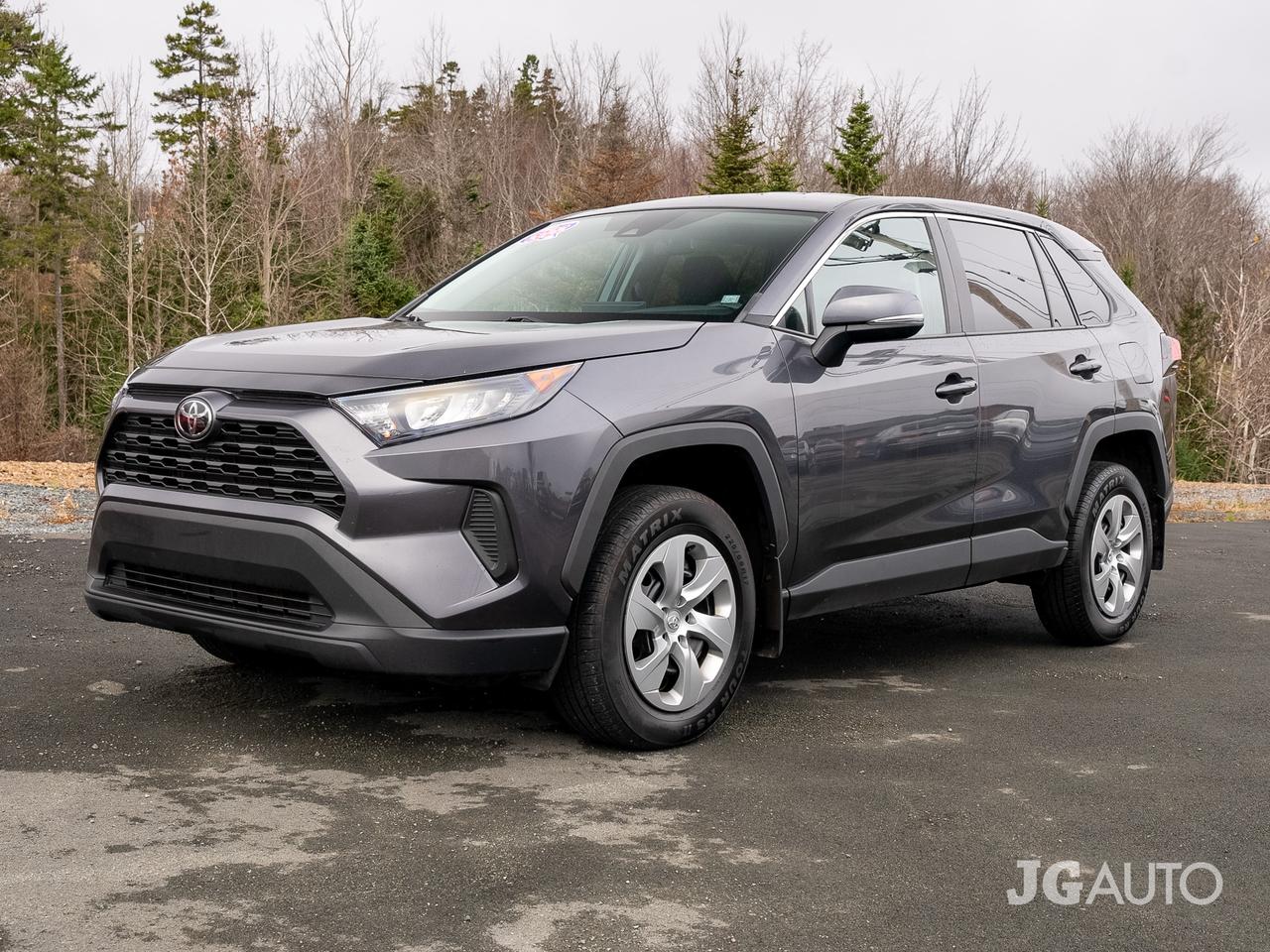 2022 Toyota RAV4 LE AWD