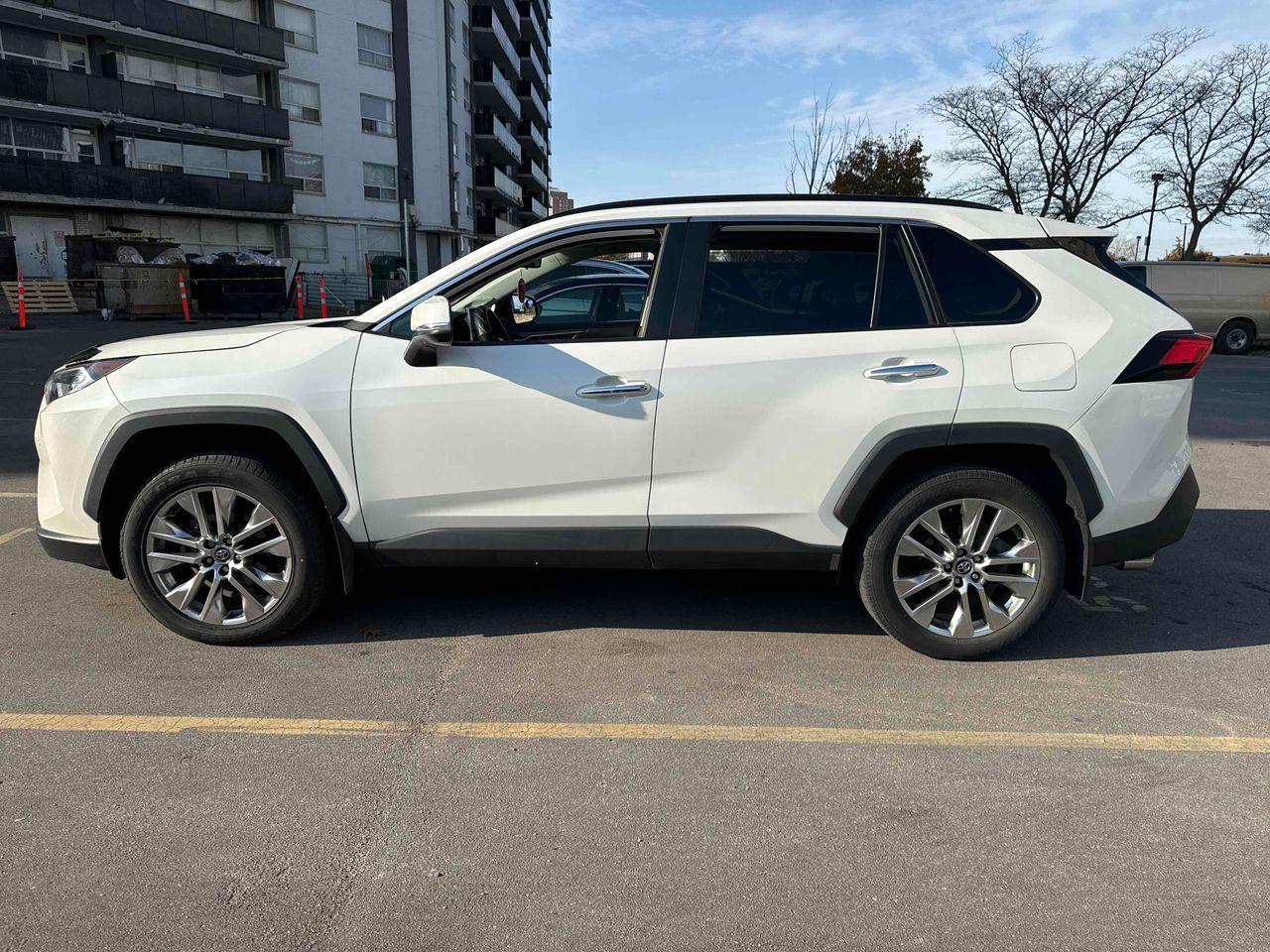 Used 2019 Toyota RAV4 Limited AWD Easy Finance for sale in Ottawa, ON