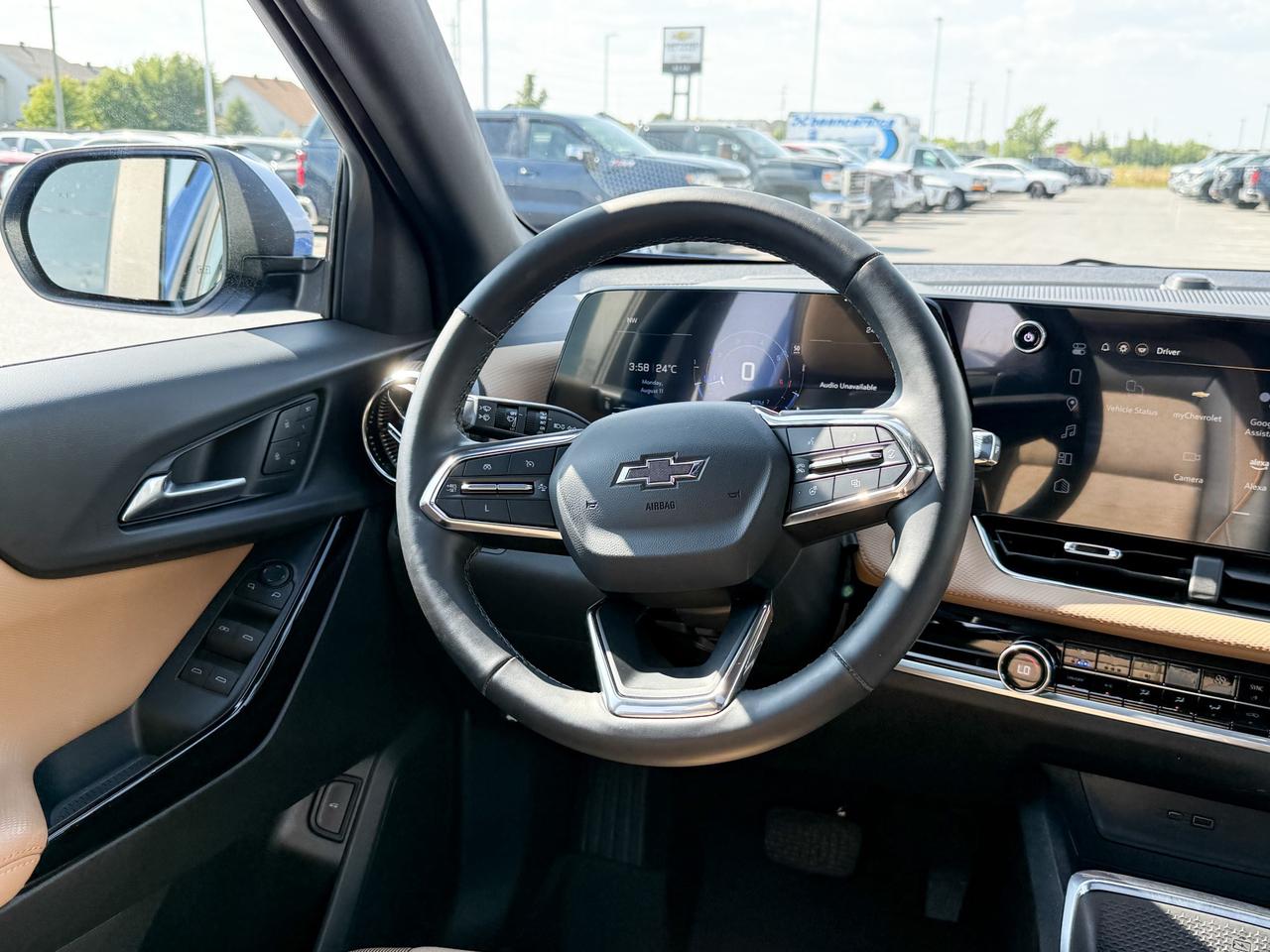 2025 Chevrolet Equinox ACTIV 1.5L 4CYL WITH REMOTE START/ENTRY, SUNROOF, HEATED SEATS, HEATED STEERING WHEEL, VENTILATED SEATS, POWER LIFTGATE, HD SURROUND VISION Photo