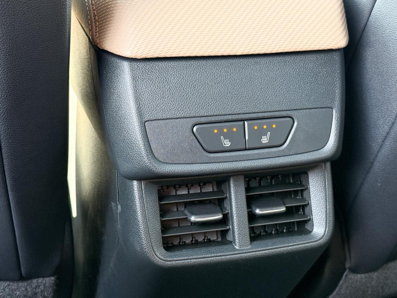 2025 Chevrolet Equinox ACTIV 1.5L 4CYL WITH REMOTE START/ENTRY, SUNROOF, HEATED SEATS, HEATED STEERING WHEEL, VENTILATED SEATS, POWER LIFTGATE, HD SURROUND VISION Photo