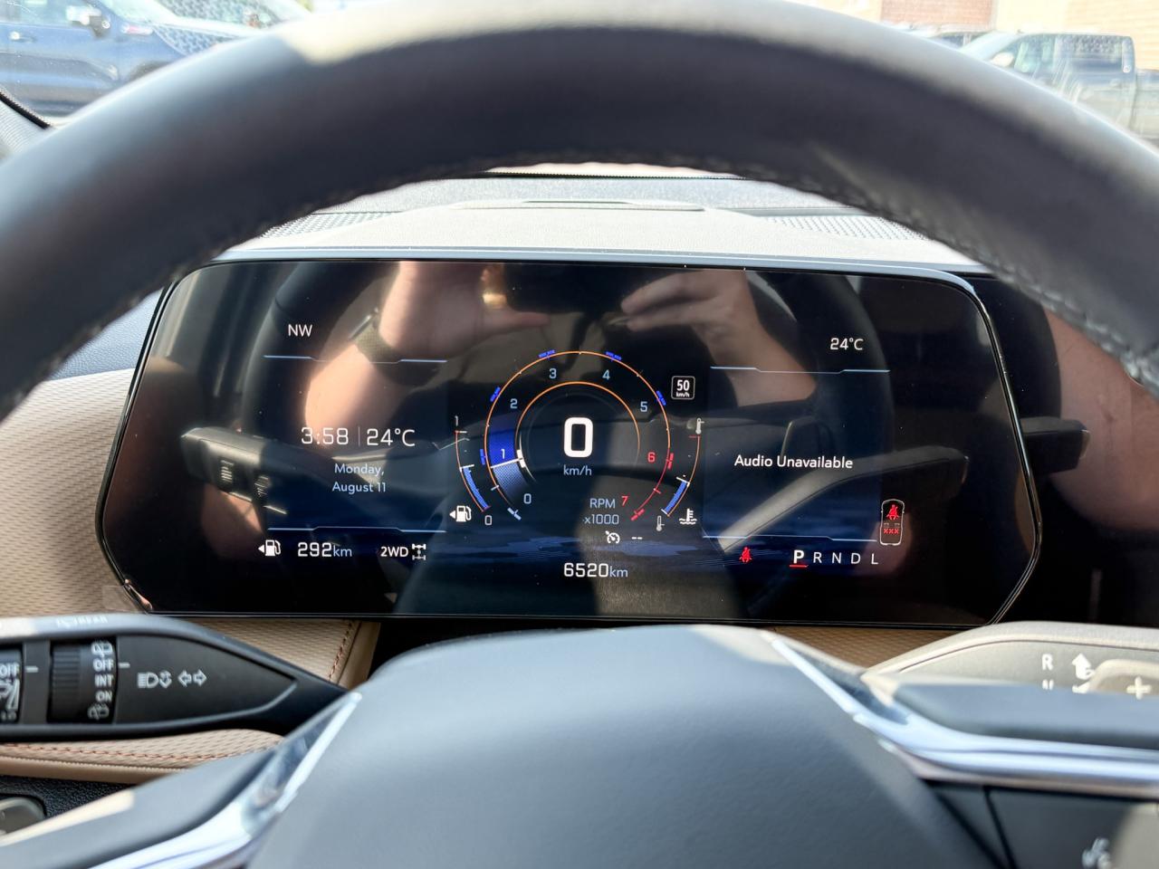 2025 Chevrolet Equinox ACTIV 1.5L 4CYL WITH REMOTE START/ENTRY, SUNROOF, HEATED SEATS, HEATED STEERING WHEEL, VENTILATED SEATS, POWER LIFTGATE, HD SURROUND VISION Photo