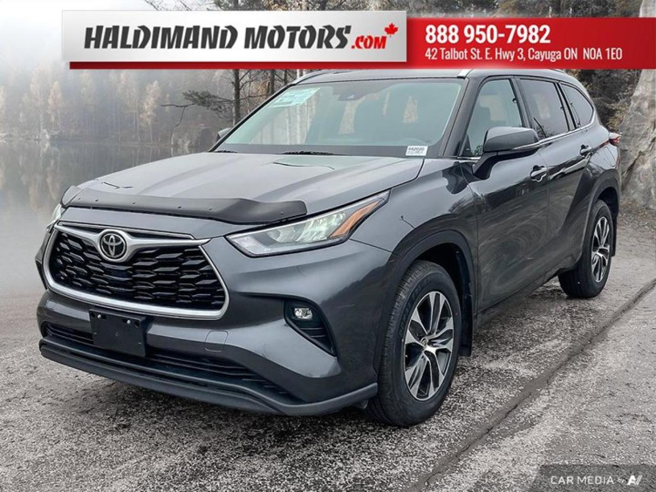 Used 2020 Toyota Highlander XLE for sale in Cayuga, ON