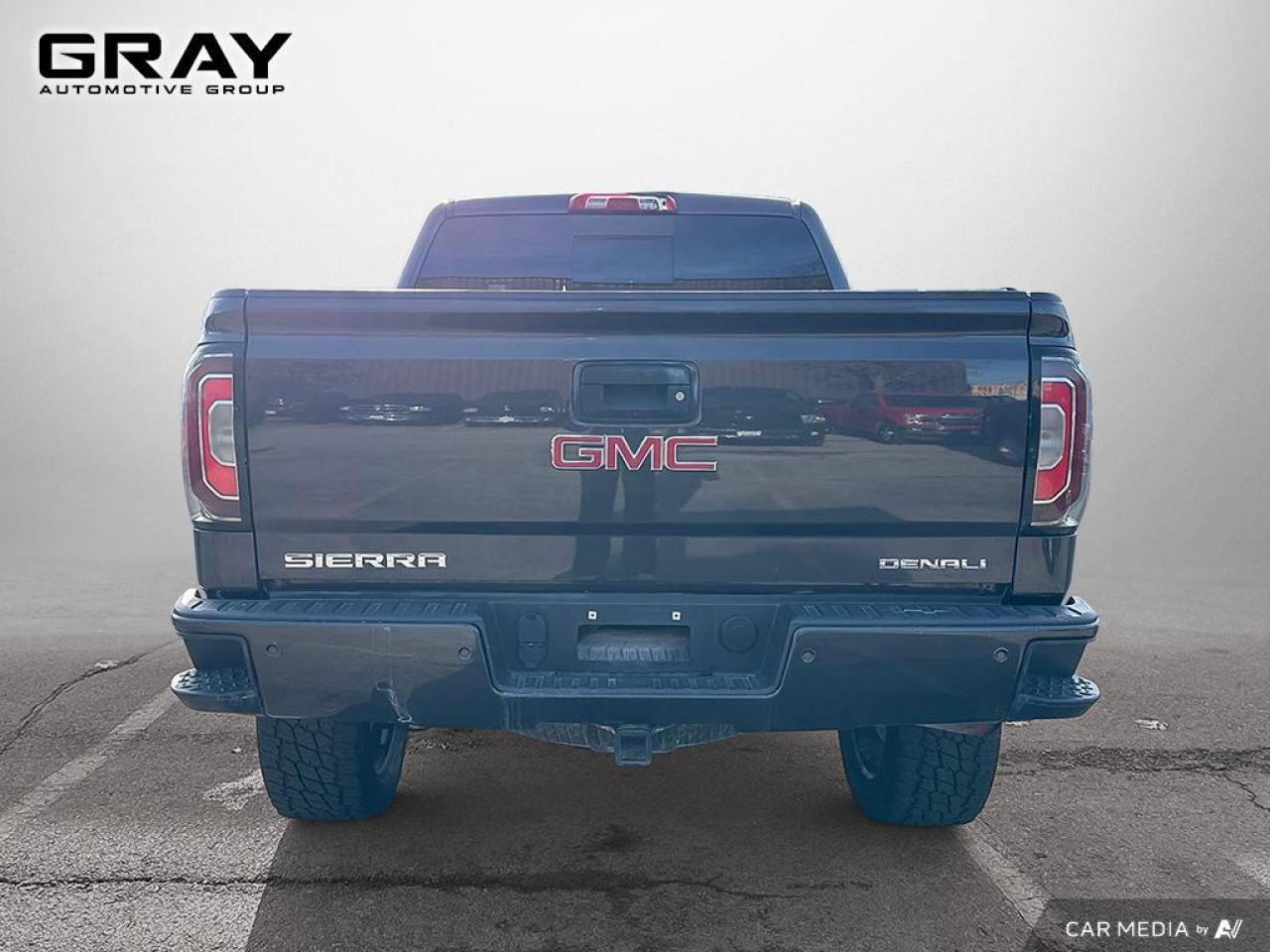 2016 GMC Sierra 1500 Denali/Loaded/Accident Free - Photo #4