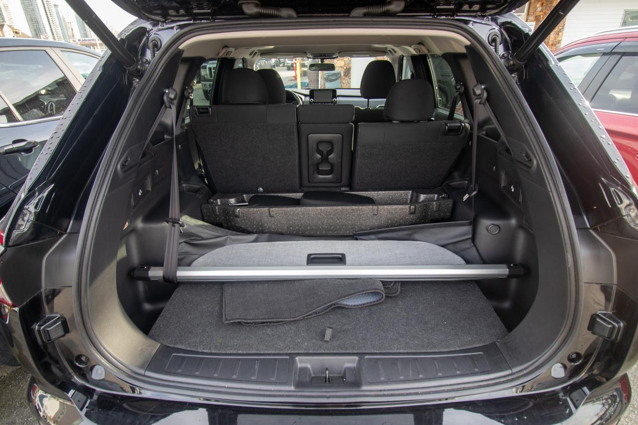 2022 Mitsubishi Outlander SE/BLACK EDITION Photo5
