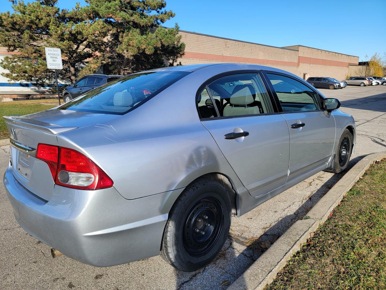 2009 Honda Civic DX - Photo #5