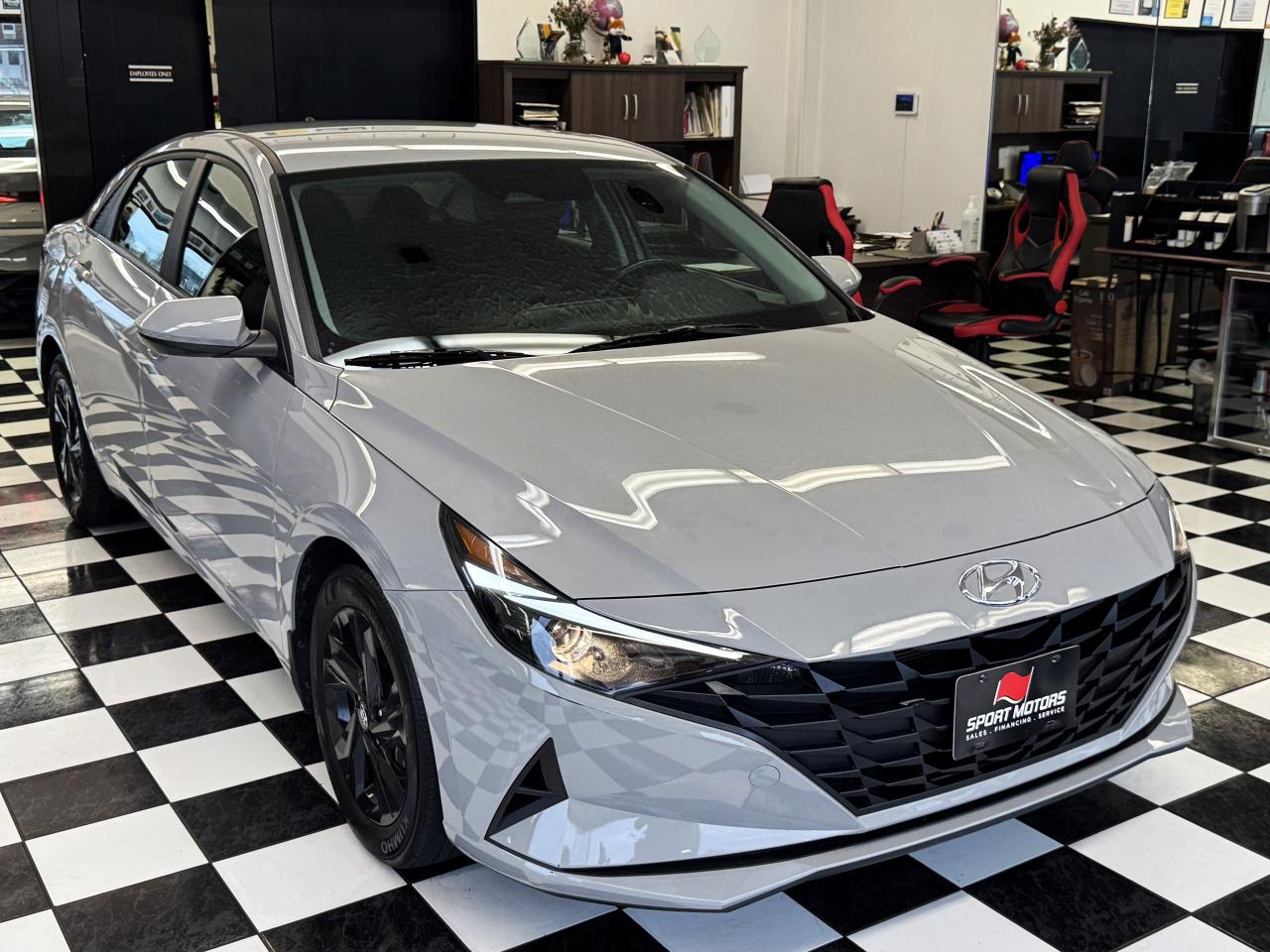 2022 Hyundai Elantra Preferred+LaneKeep+One Owner+CLEAN CARFAX - Photo #9