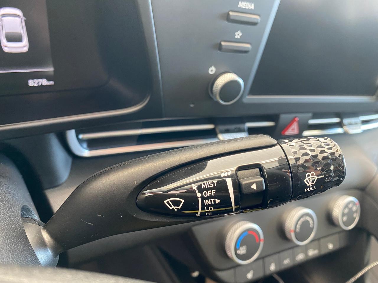 2022 Hyundai Elantra Preferred+LaneKeep+One Owner+CLEAN CARFAX - Photo #46