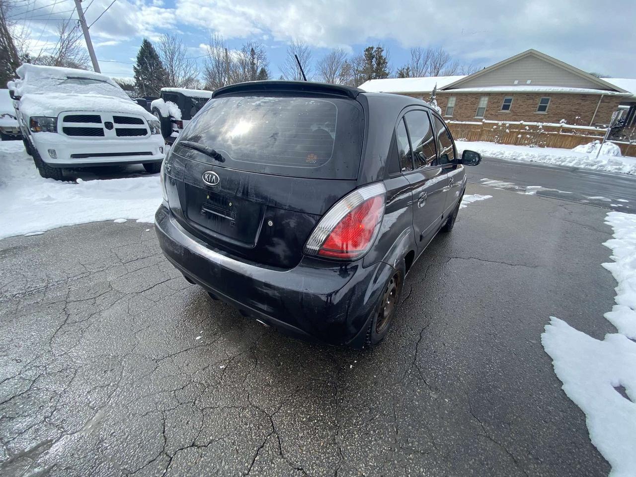 2010 Kia Rio Rio5 EX Photo