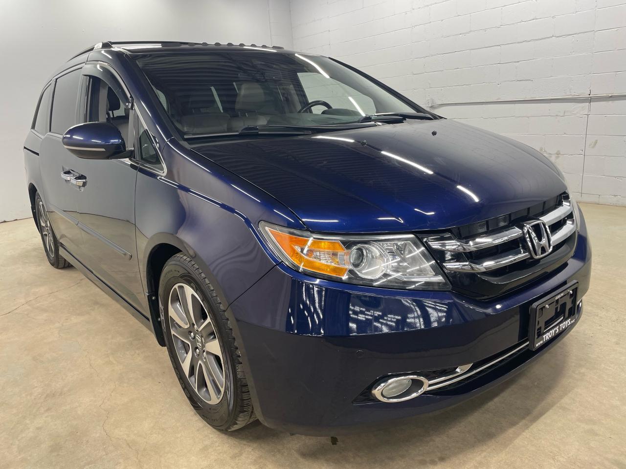 Used 2016 Honda Odyssey Touring- Grey Leather seats for sale in Guelph, ON