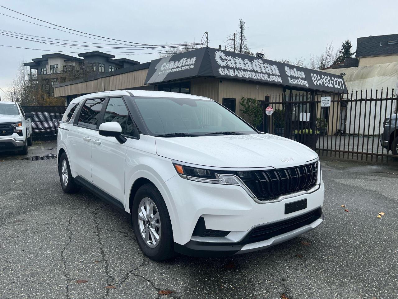 Used 2023 Kia Carnival LX for sale in Langley, BC