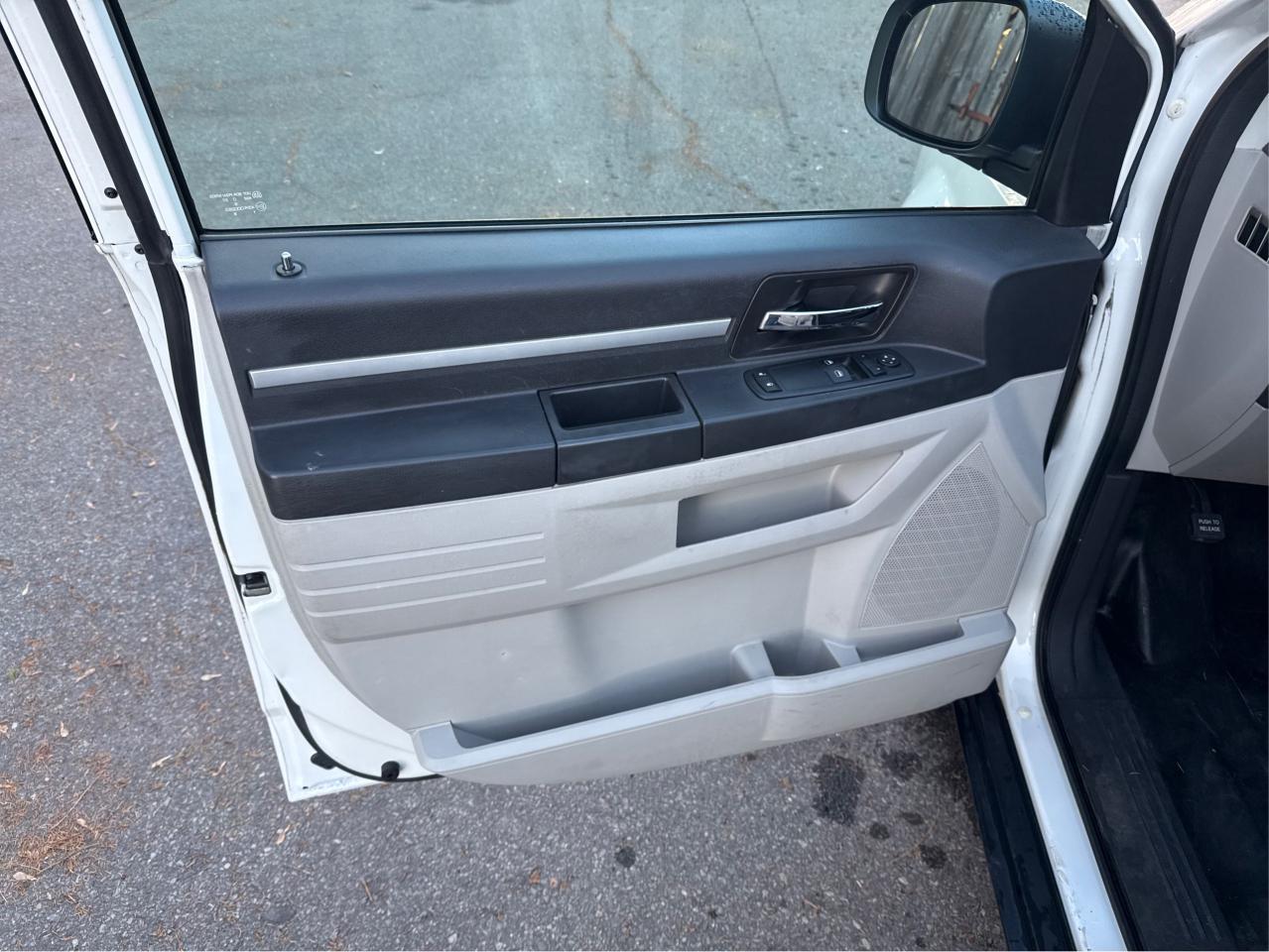 2010 Dodge Grand Caravan C/V - Photo #19