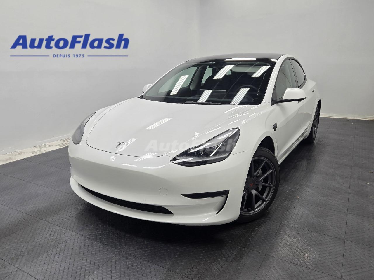 Used 2022 Tesla Model 3 AUTONOMIE 423KM, VOLANT CHAUFFANT for sale in Saint-Hubert, QC