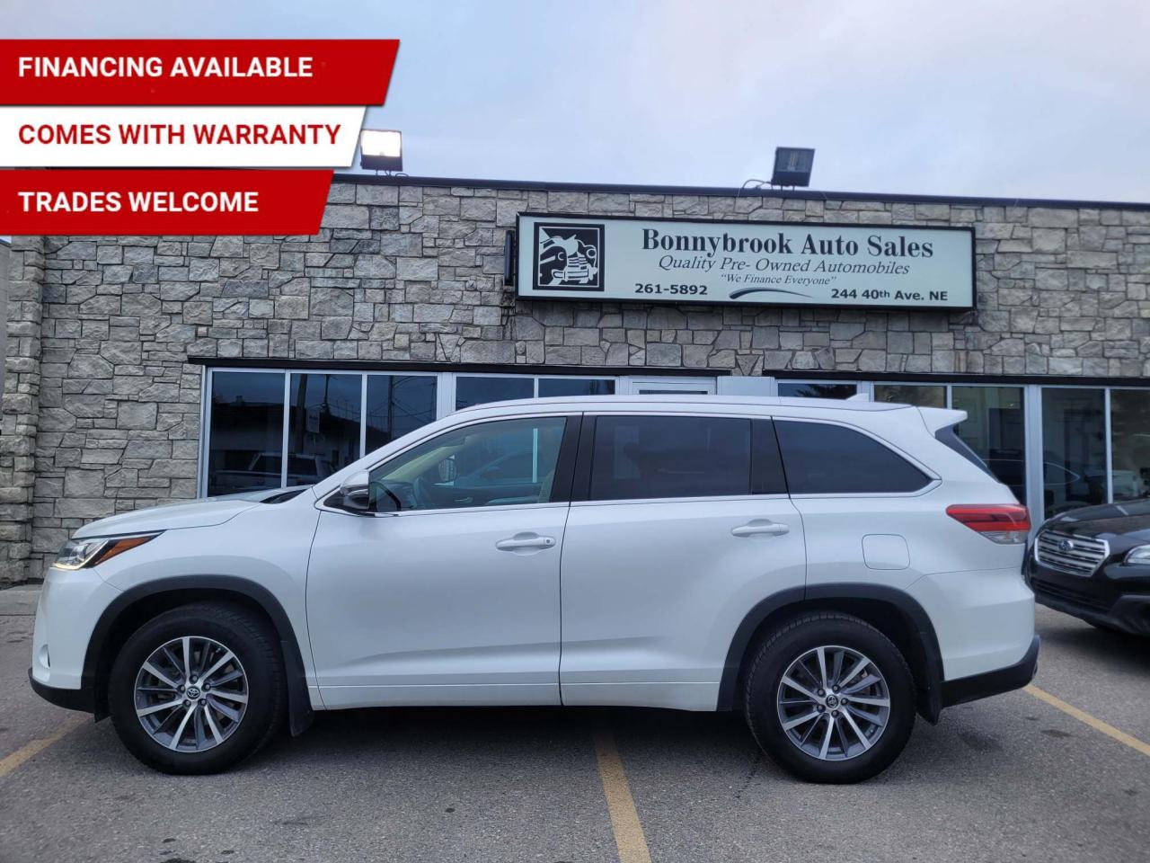 Used 2018 Toyota Highlander AWD XLE/LEATHER/SUNROOF/NAVIGATION/BACKUP CAMERA for sale in Calgary, AB