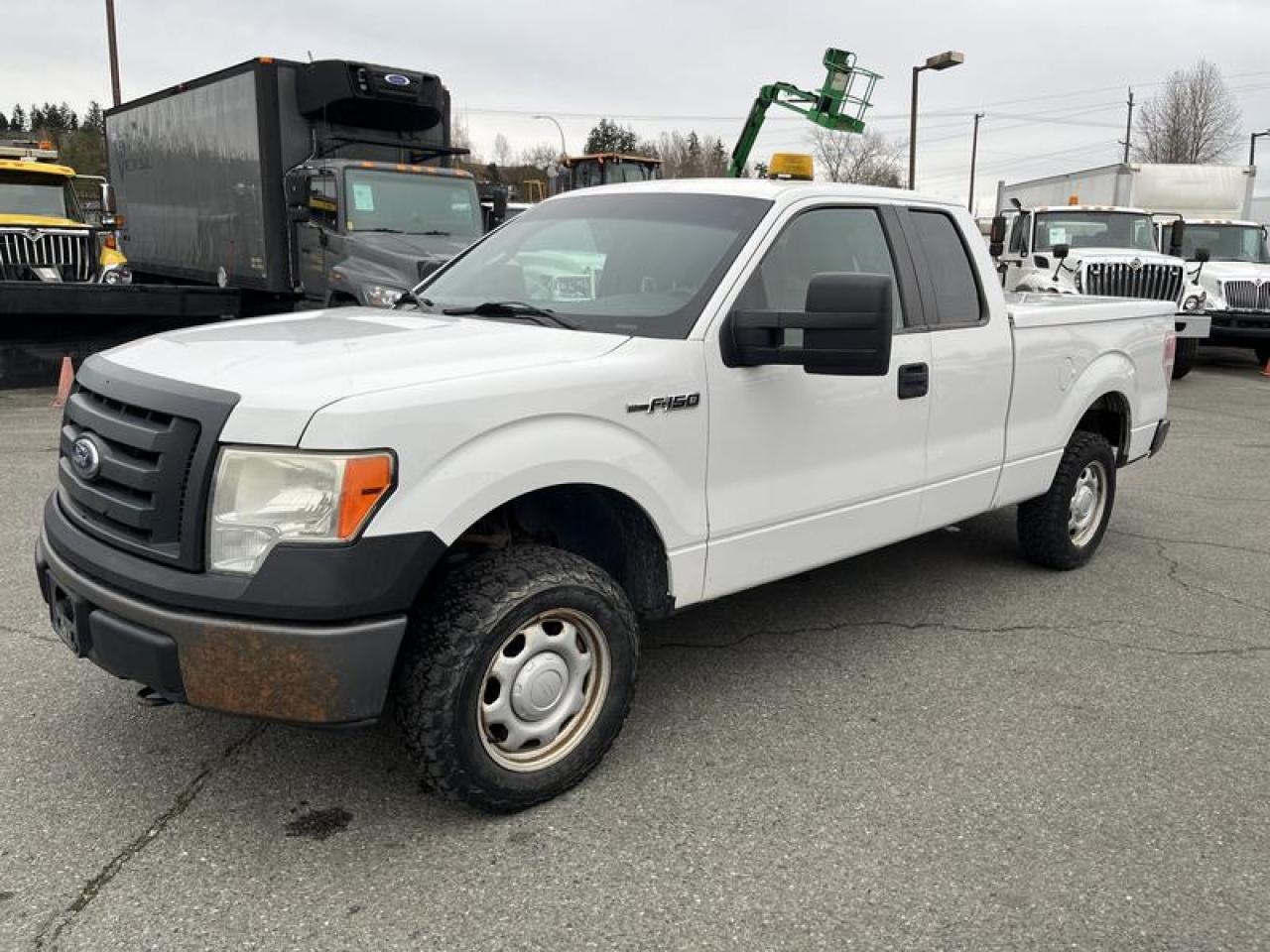 Used 2010 Ford F-150 XL SuperCab 6.5-ft. Bed 4WD for sale in Burnaby, BC