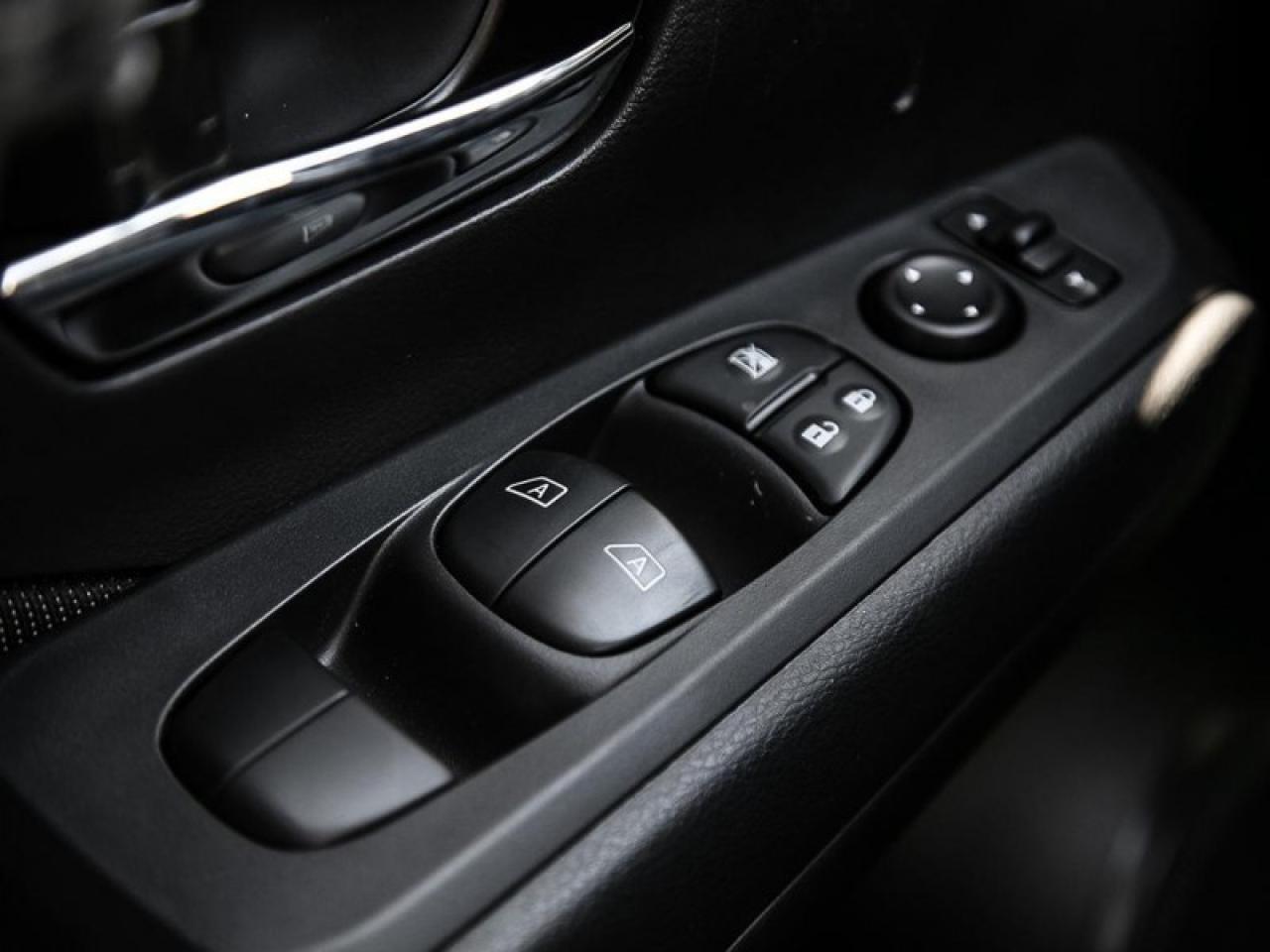 2025 Nissan Kicks Play SV  - Heated Seats -  Apple CarPlay Photo