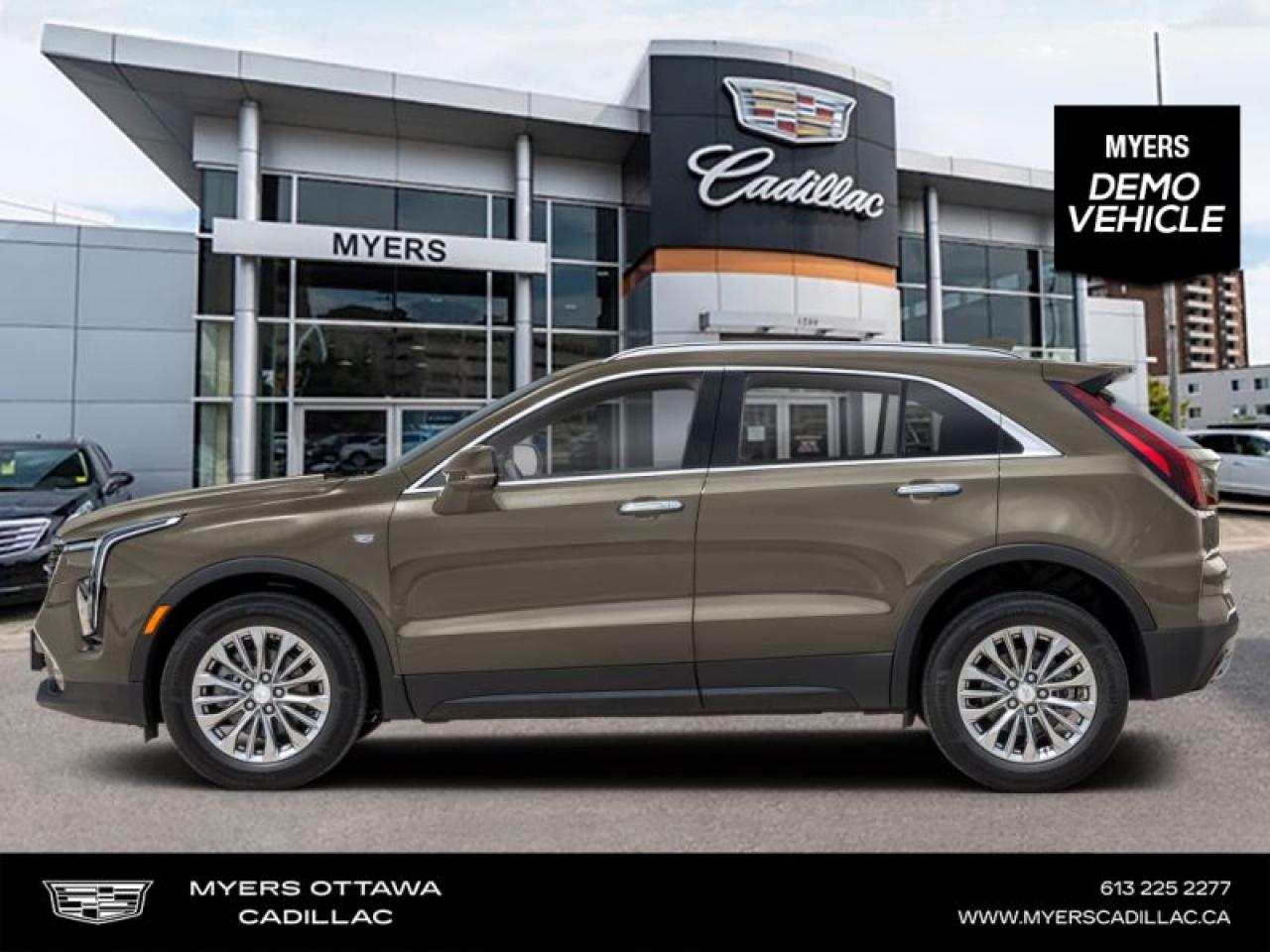 Used 2025 Cadillac XT4 Sport  SPORT DUAL ROOF, LATTE METALLIC for sale in Ottawa, ON