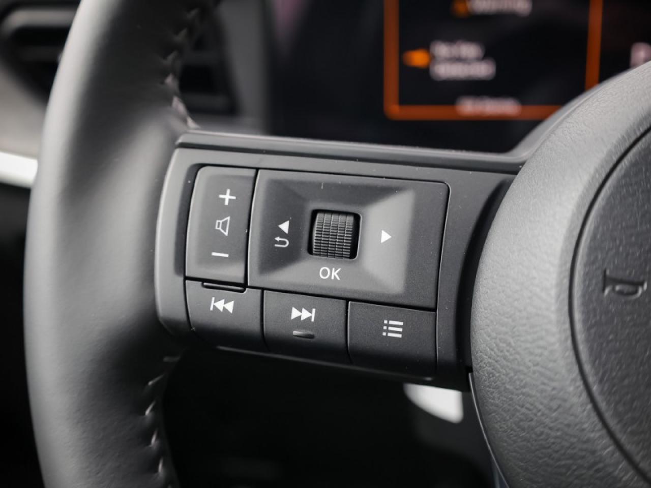 2025 Nissan Kicks SV  - Heated Seats - Low Mileage Photo