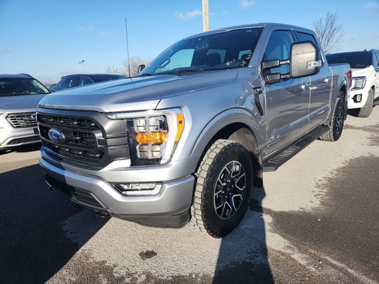 Used 2022 Ford F-150 XLT Crew 4X4 Powerboost Hybrid |FX4 | Generator | Heated Bucket Seats | Nav | Tow Mirrors & more!! for sale in Guelph, ON