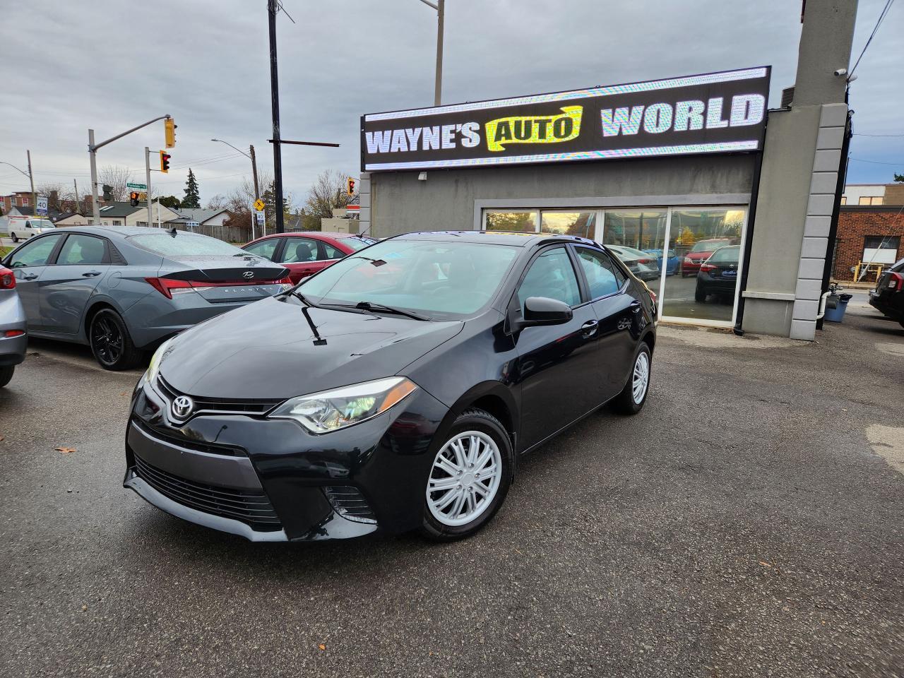 Used 2016 Toyota Corolla LE for sale in Hamilton, ON