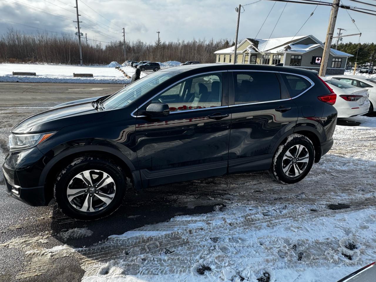 2019 Honda CR-V LX AWD Photo4