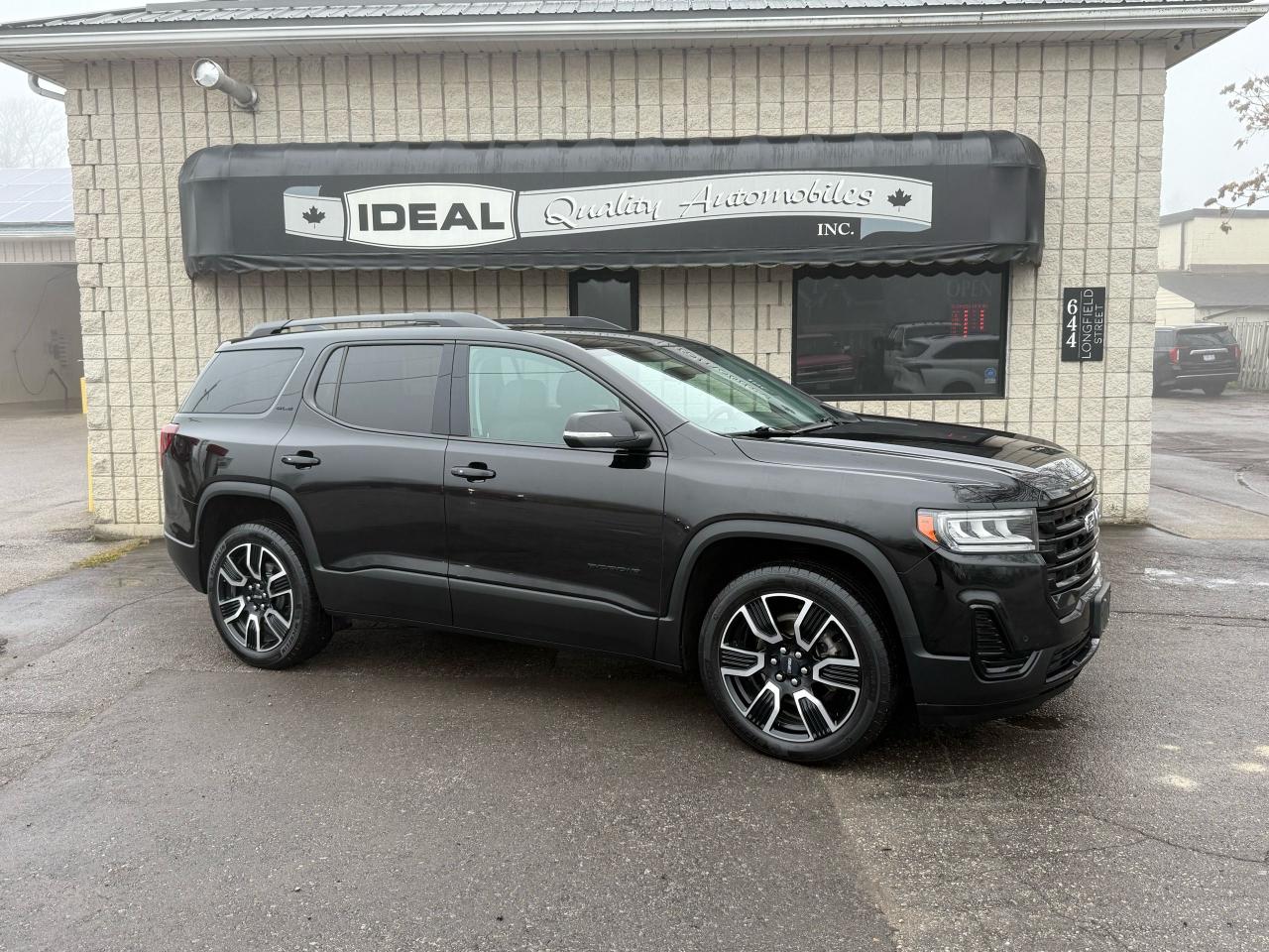 Used 2021 GMC Acadia SLE for sale in Mount Brydges, ON