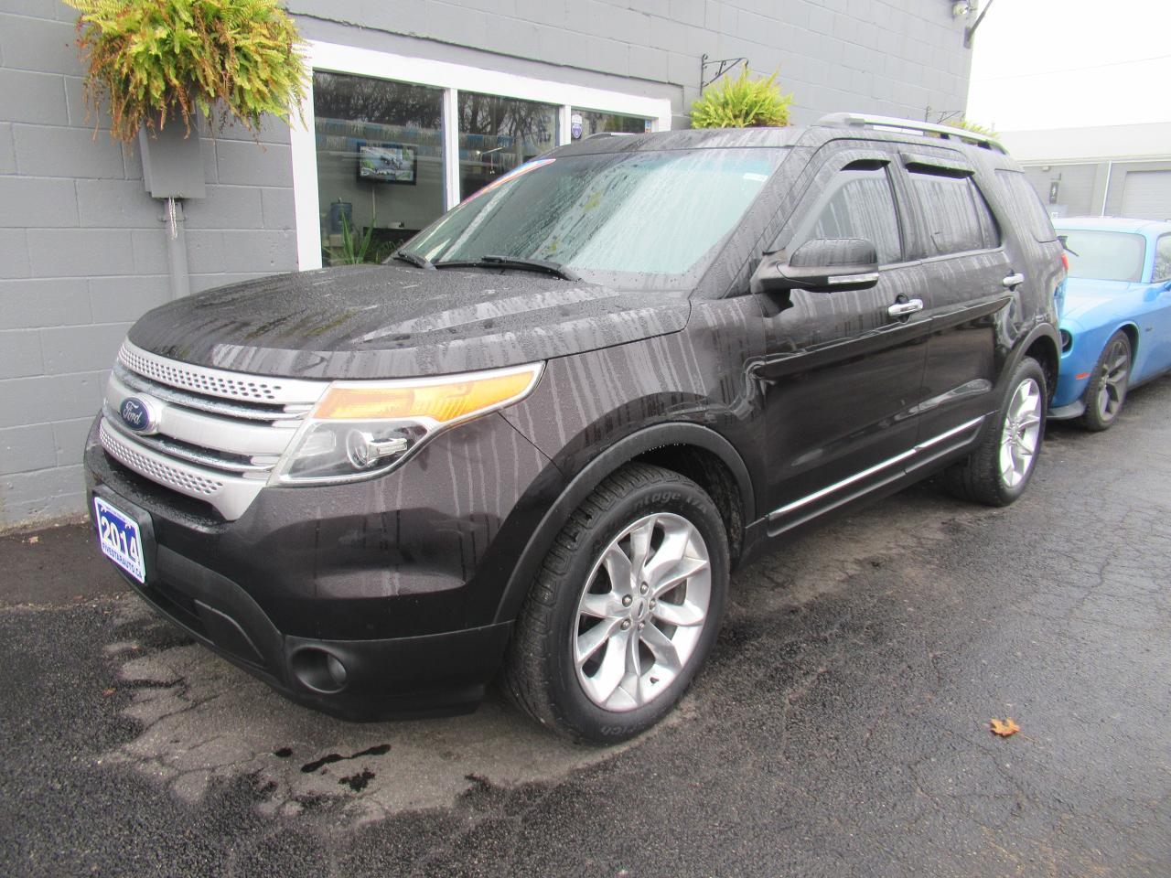 Used 2014 Ford Explorer XLT 4WD - Certified w/ 6 Month Warranty for sale in Brantford, ON