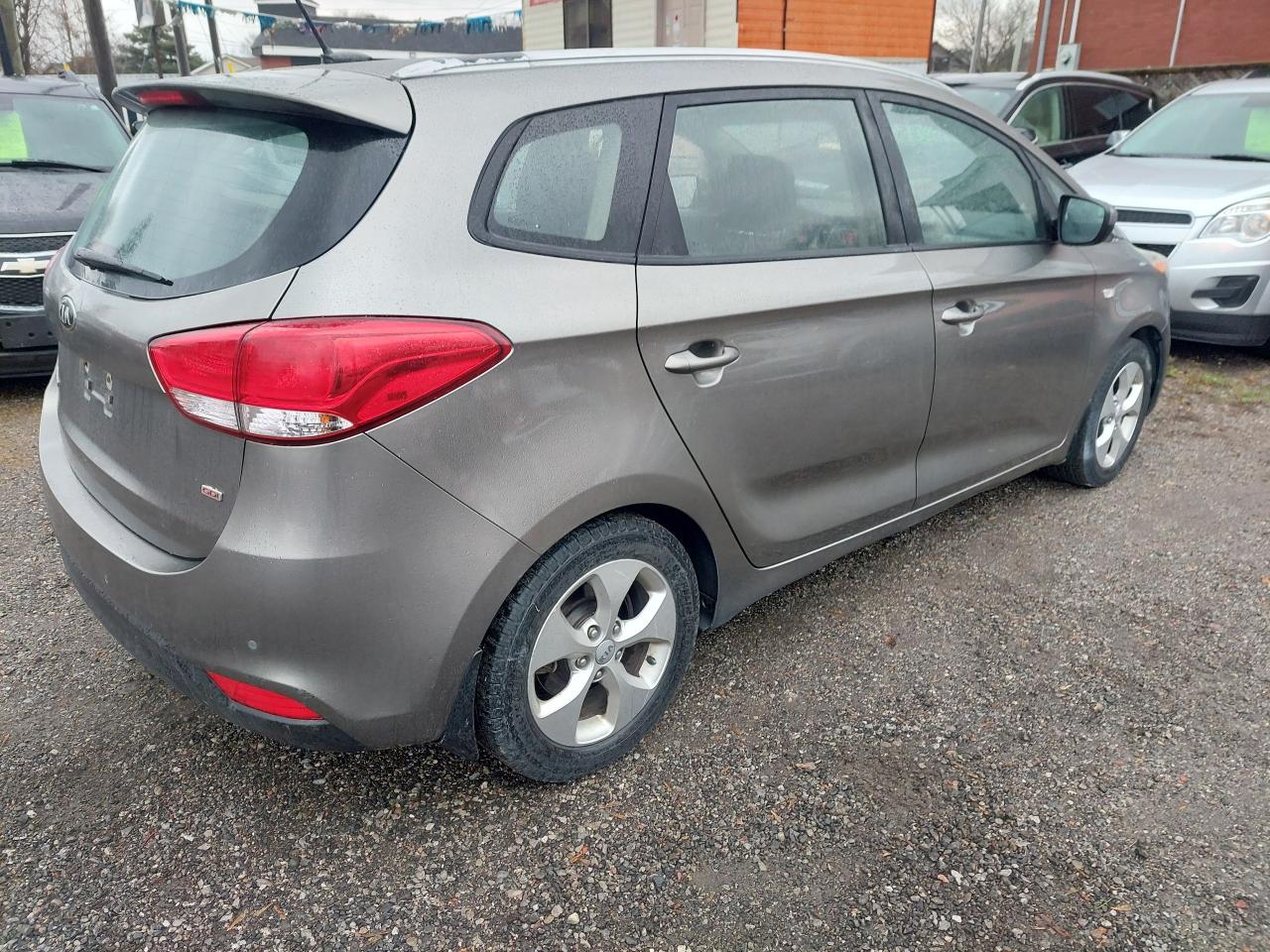 2014 Kia Rondo 4DR WGN AUTO LX - Photo #4