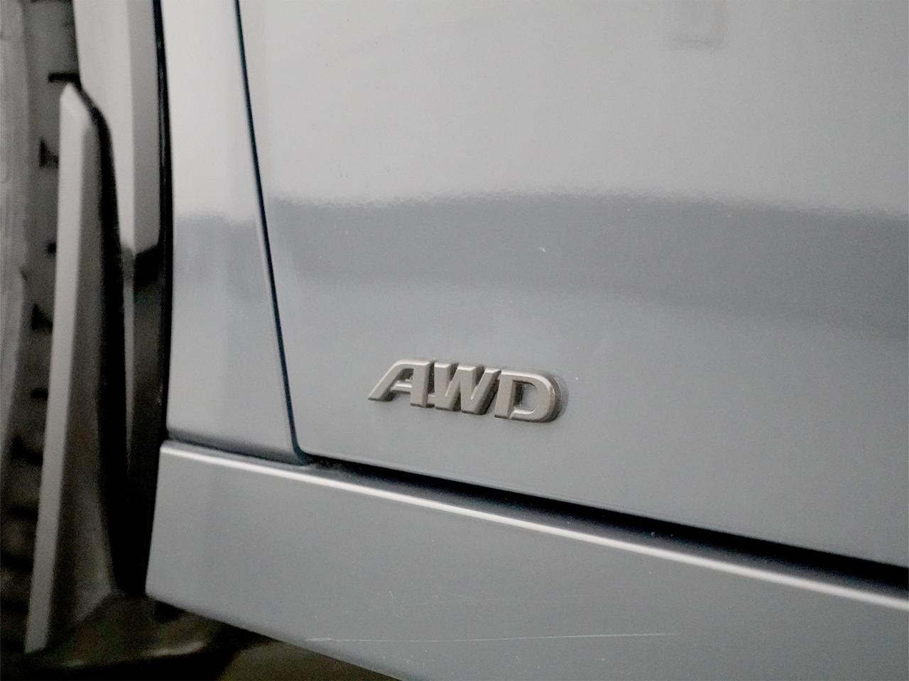 2023 Toyota Prius XLE | AWD-e | Leather | ACC | BSM | CarPlay Photo