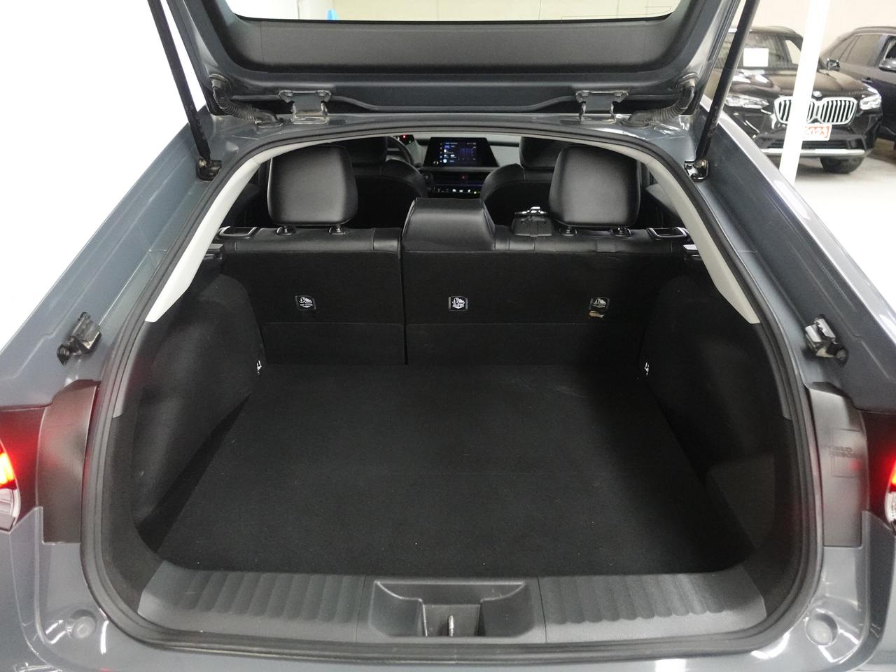 2023 Toyota Prius XLE | AWD-e | Leather | ACC | BSM | CarPlay Photo