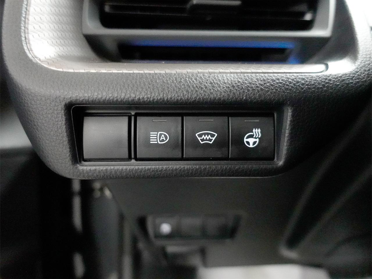 2023 Toyota Prius XLE | AWD-e | Leather | ACC | BSM | CarPlay Photo