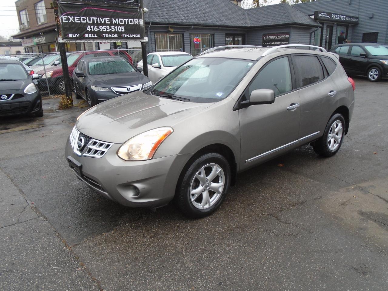 Used 2011 Nissan Rogue SV/REAR CAM /HEATED SEAT/ LOW KM/ SUPER CLEAN for sale in Scarborough, ON