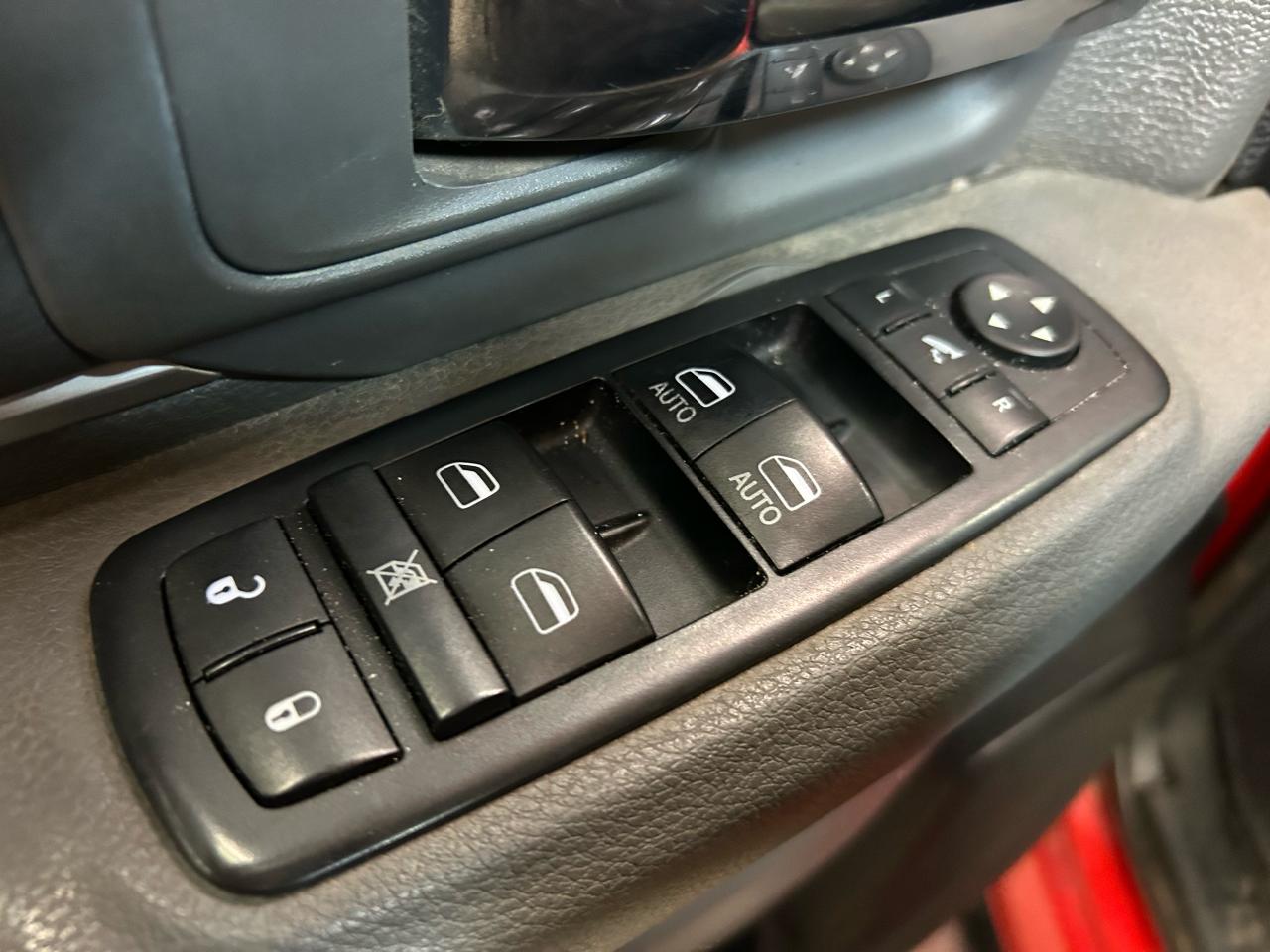 2016 RAM 1500 Big Horn - Photo #15