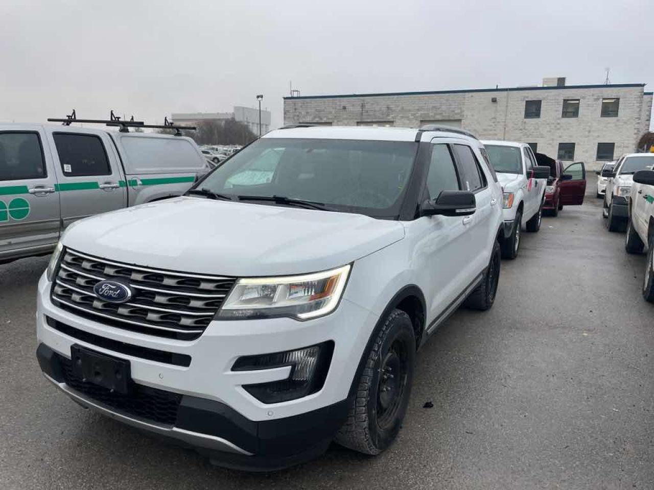 Used 2016 Ford Explorer XLT for sale in Innisfil, ON