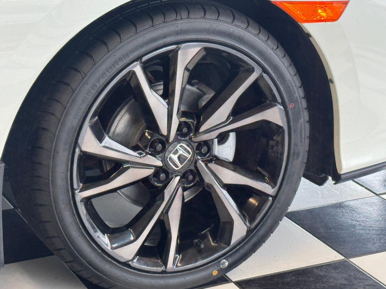 2019 Honda Civic LX Hatchback+New Tires+Brakes+LKA+CLEAN CARFAX - Photo #54