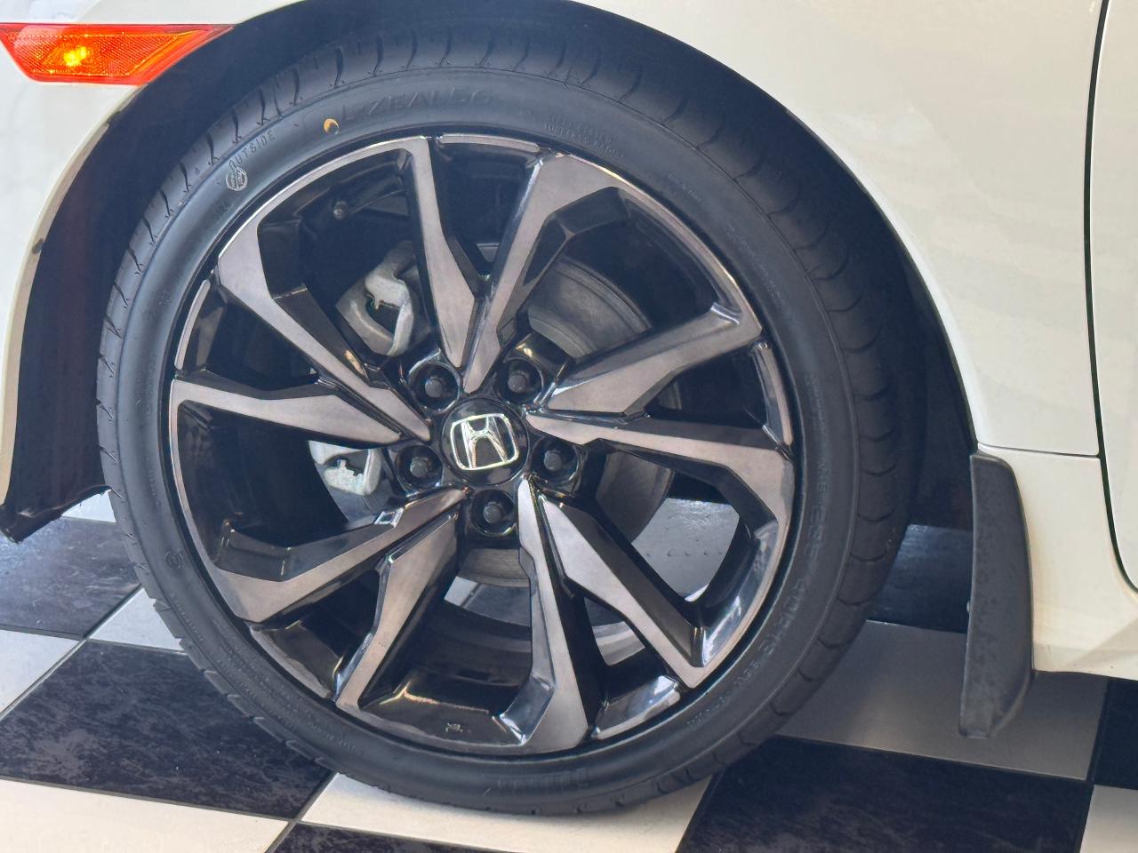 2019 Honda Civic LX Hatchback+New Tires+Brakes+LKA+CLEAN CARFAX Photo114