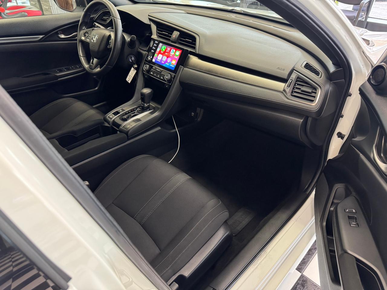2019 Honda Civic LX Hatchback+New Tires+Brakes+LKA+CLEAN CARFAX - Photo #21