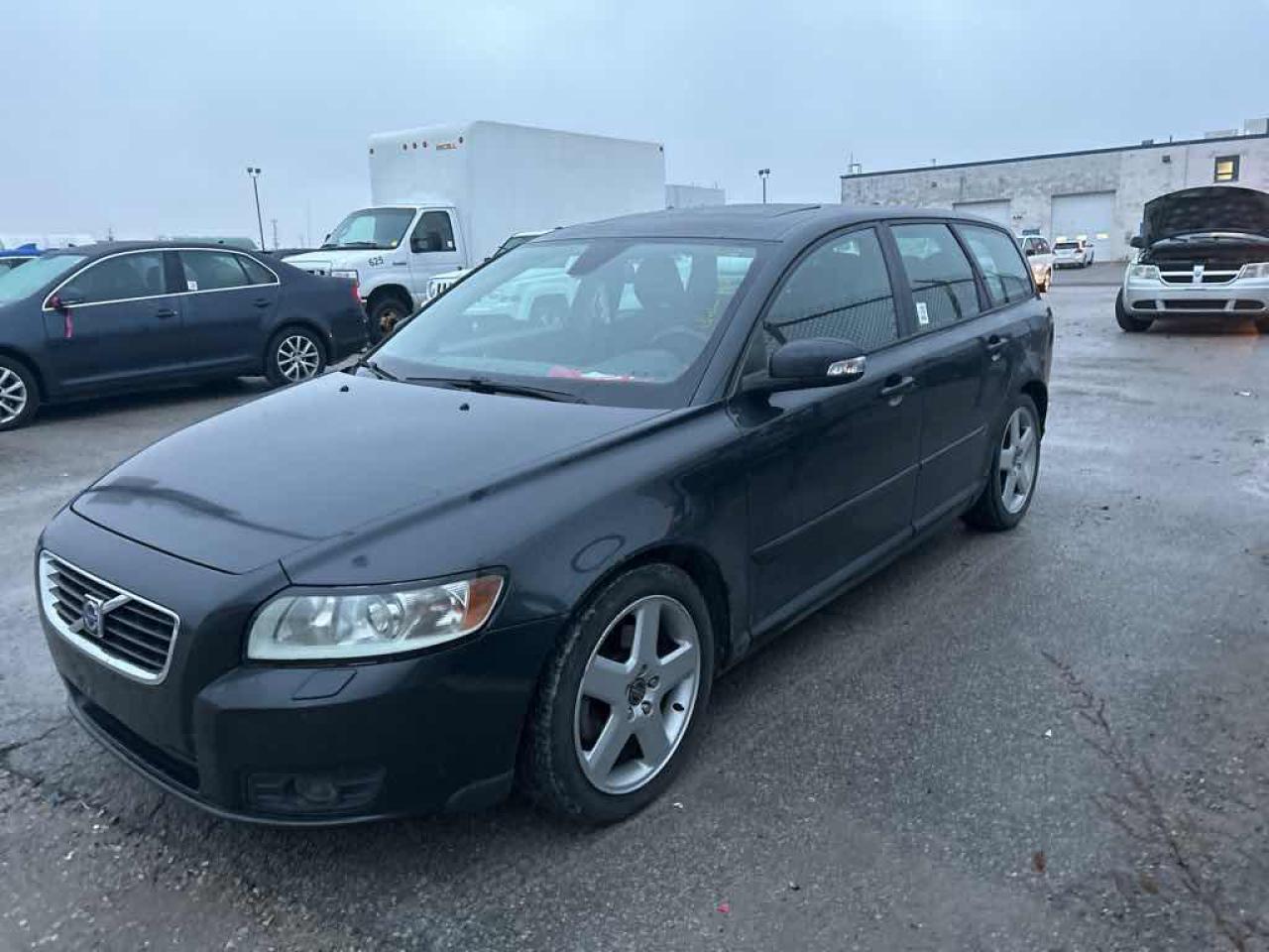 Used 2009 Volvo V50 2.4i for sale in Innisfil, ON