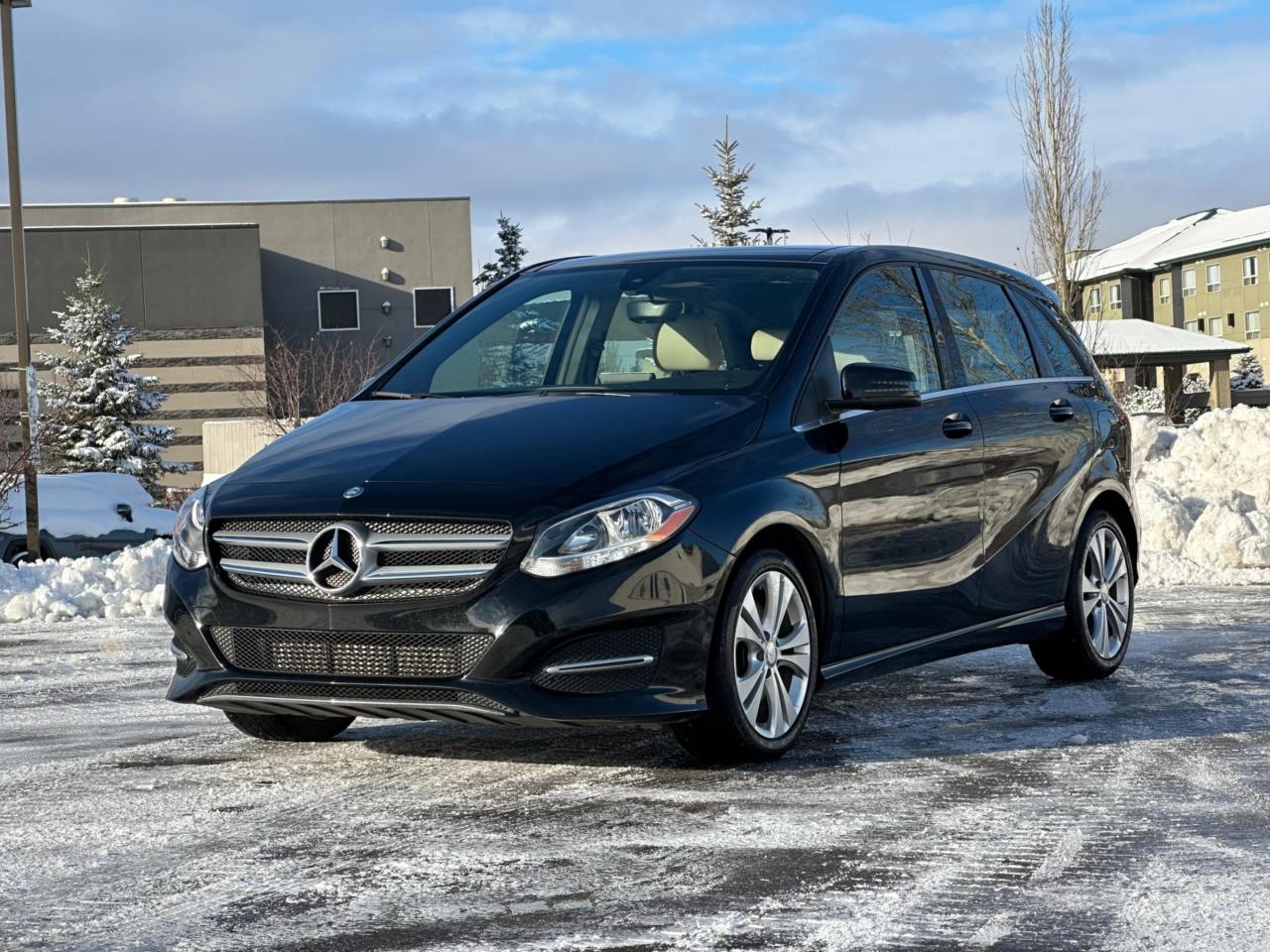 Used 2017 Mercedes-Benz B-Class B250 4MATIC | LEATHER | SUNROOF | $0 DOWN for sale in Calgary, AB