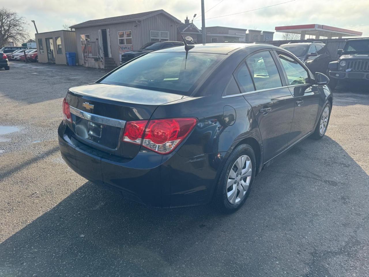 2012 Chevrolet Cruze LS+, AUTO, 4 CYL, 5 PASSENGER, AS IS SPECIAL - Photo #5